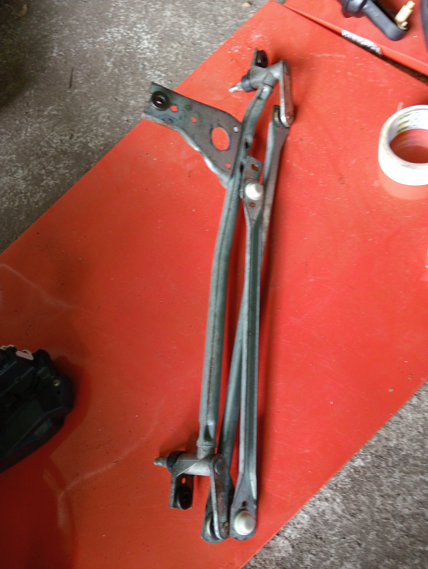 Ford Escape | 2.3 | Wiper Linkage