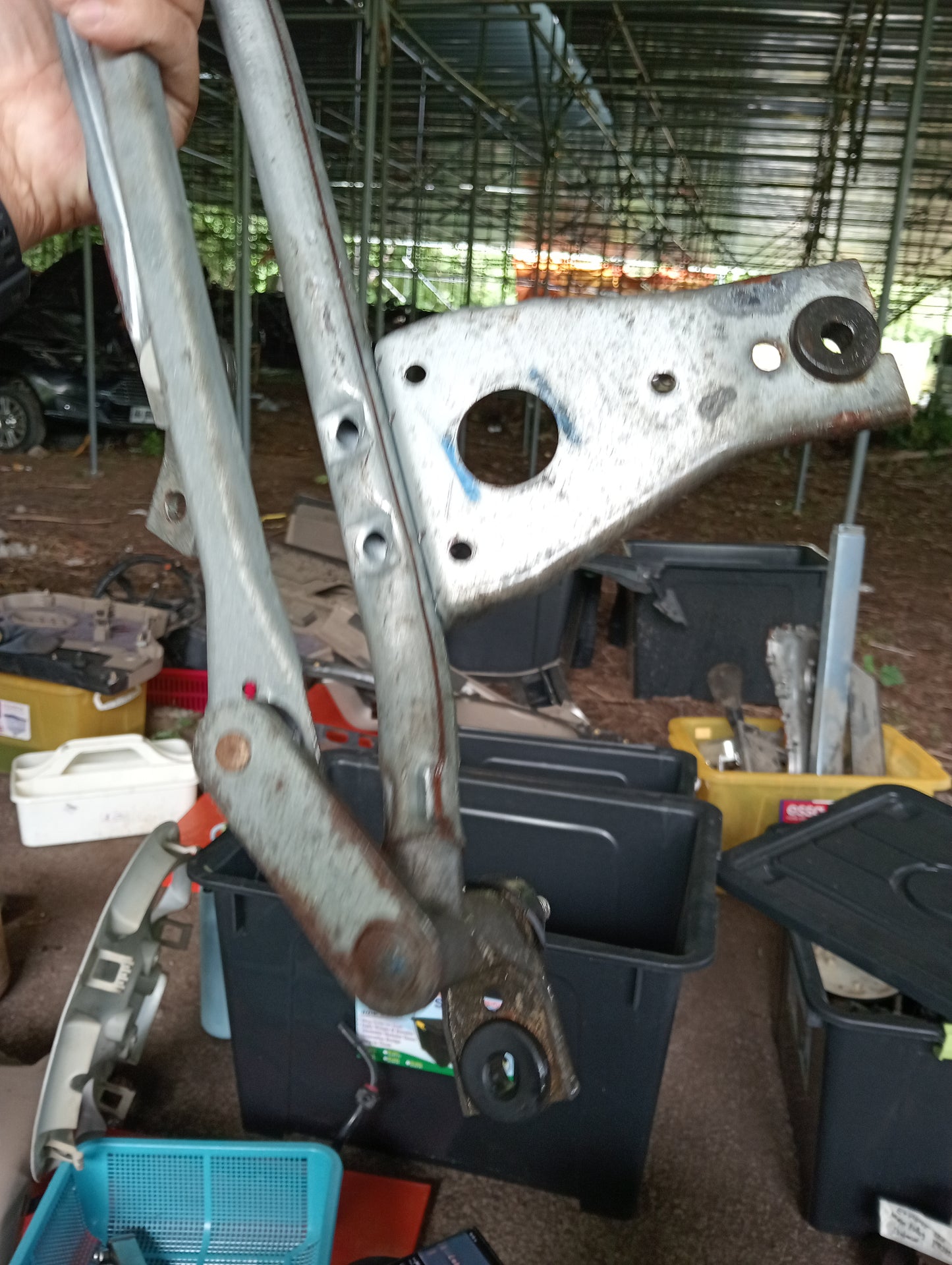 Ford Escape | 2.3 | Wiper Linkage