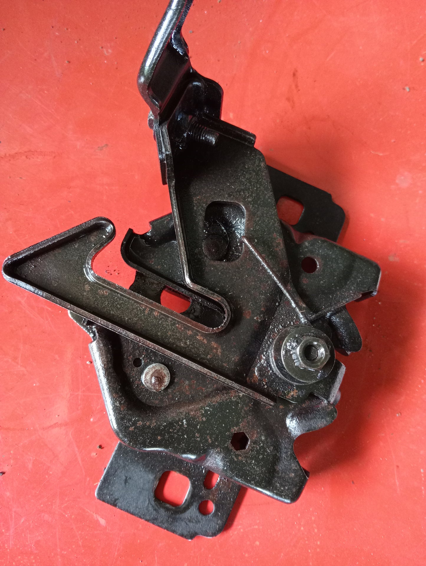Ford Escape | 2.3 | Hood Lock Actuator