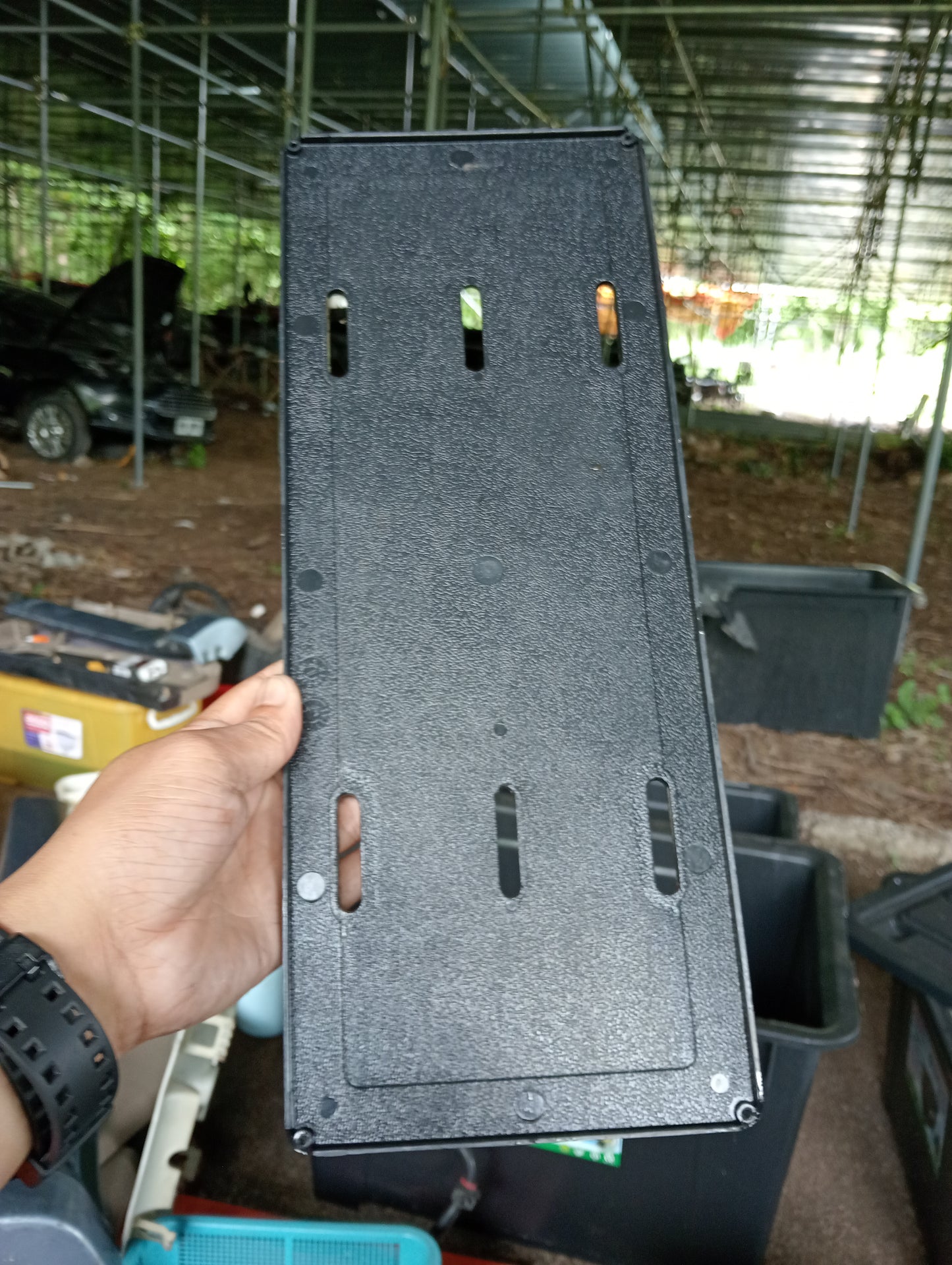 Ford Escape | 2.3 | Plate Holder