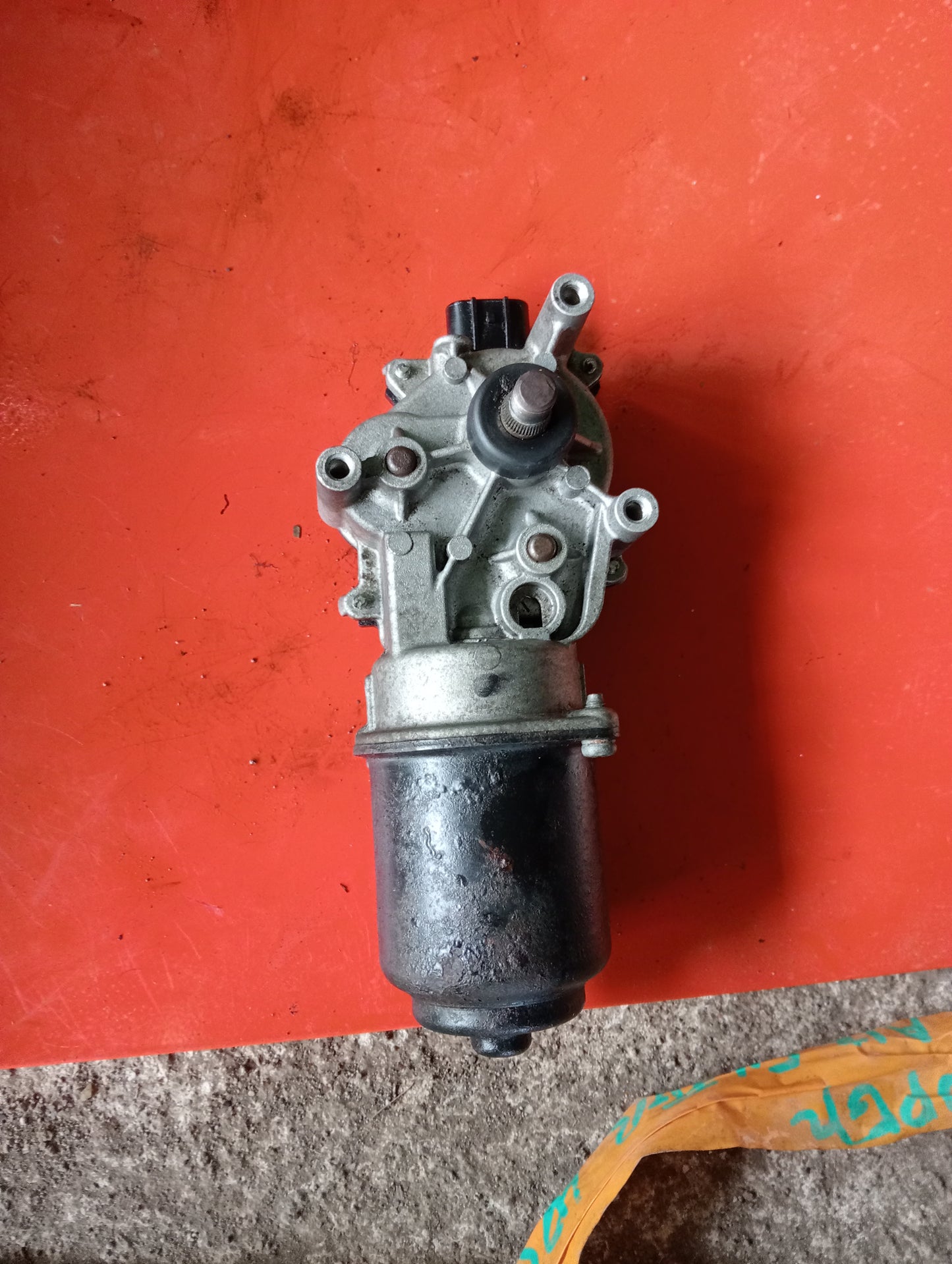 Ford Escape | 2.3 | Wiper Motor