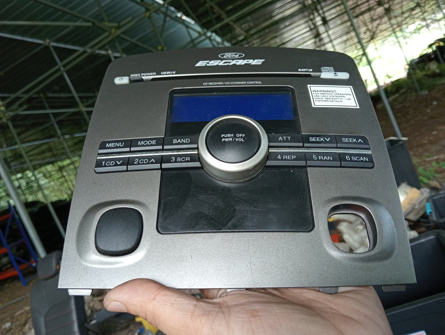 Ford Escape | 2.3 | Stereo