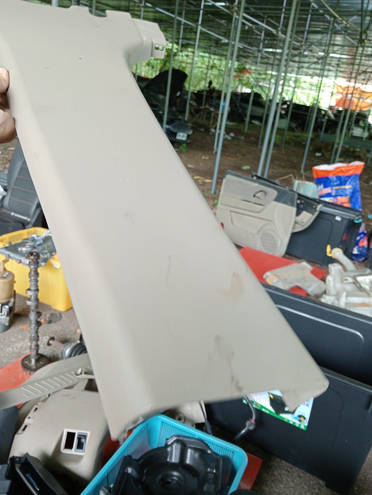 Ford Escape | 2.3 | Interior Trim Cover