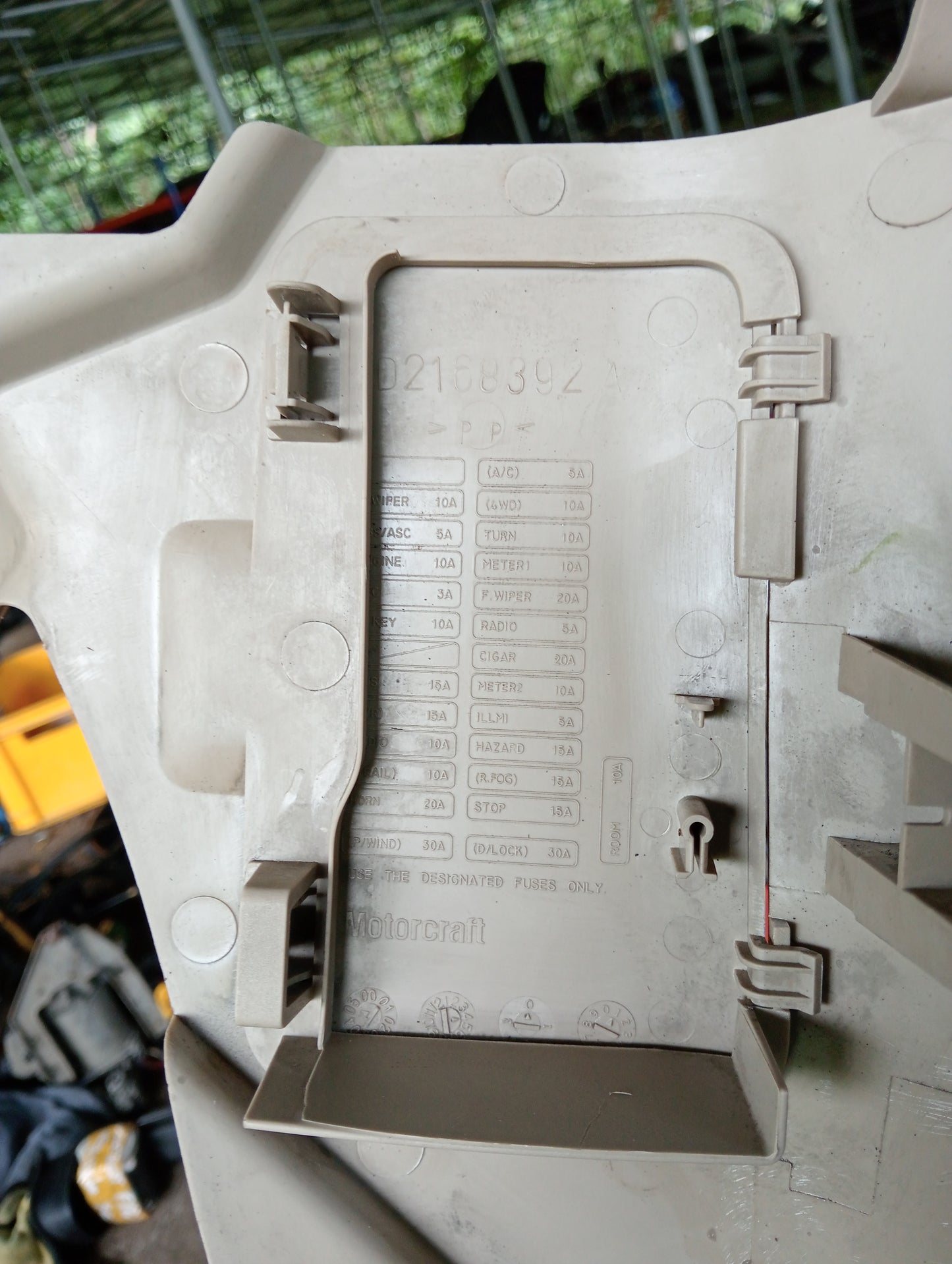 Ford Escape | 2.3 | Interior Trim Cover