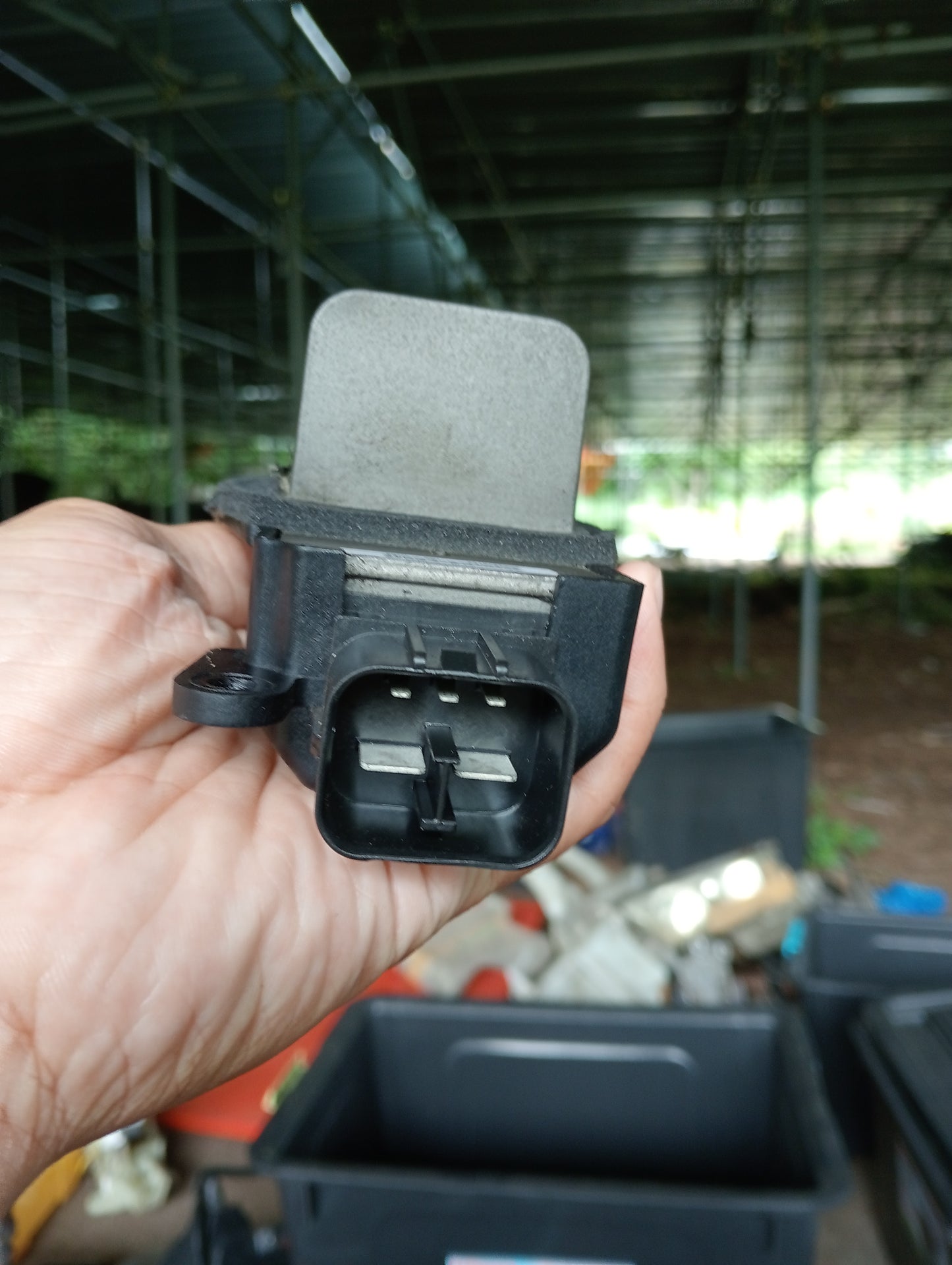 Ford Explorer | Eddie Bauer | 2005 | Resistor Block
