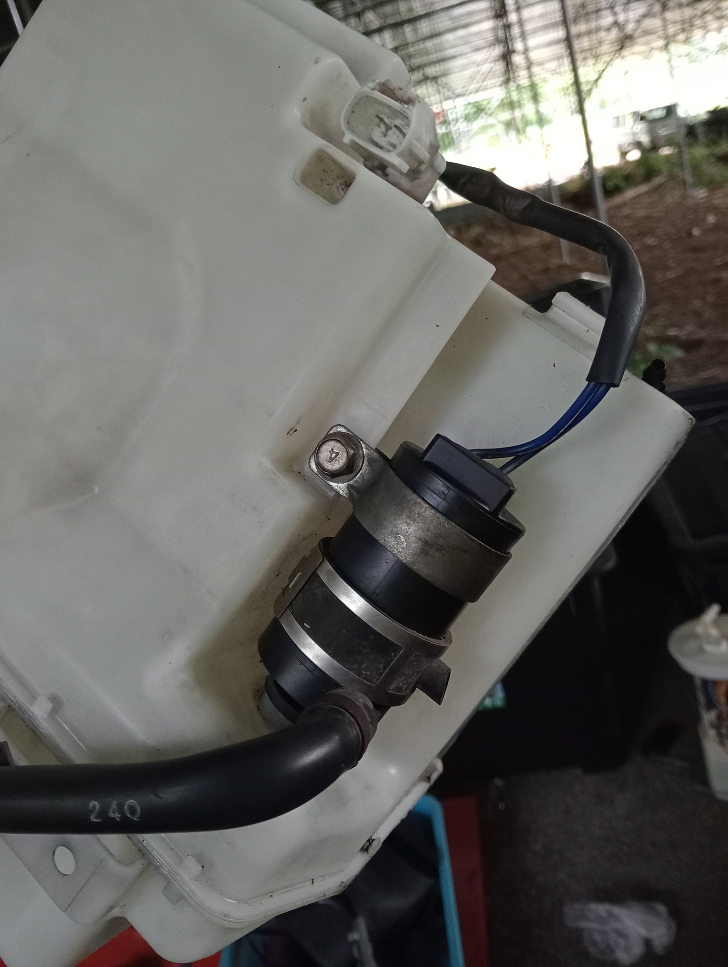 Subaru Forester | Washer Tank With Motor