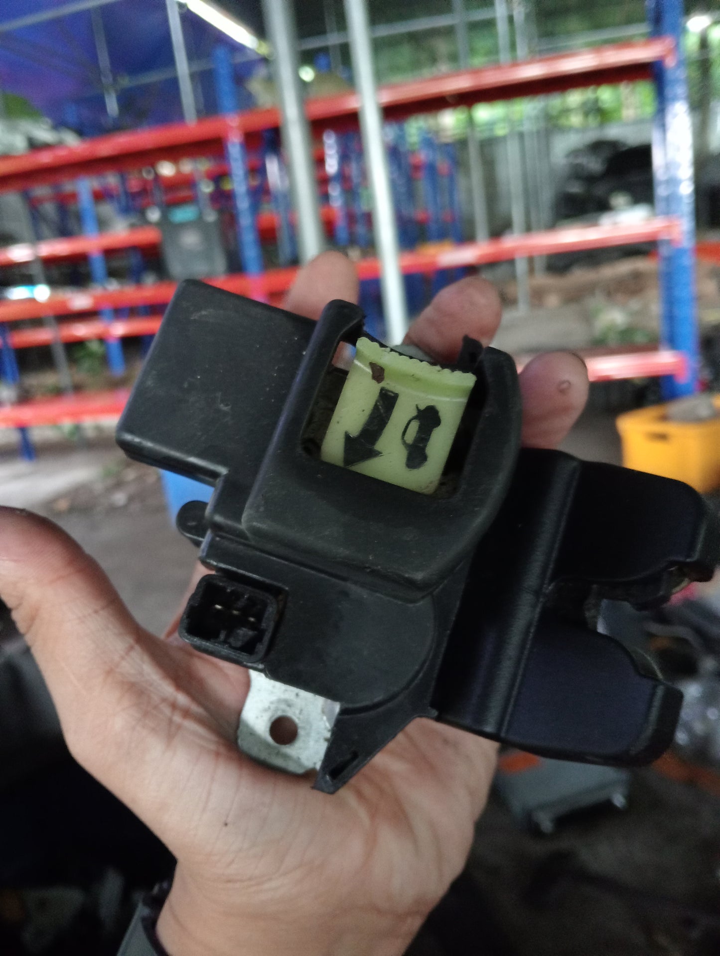 Ford Escape | 2.3 | Trunk Lock Actuator