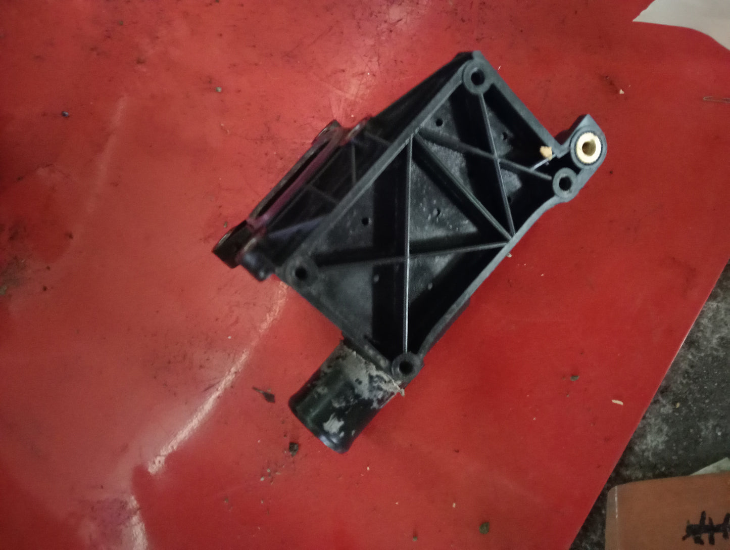 Ford Escape | 2.3 | Thermostat Housing