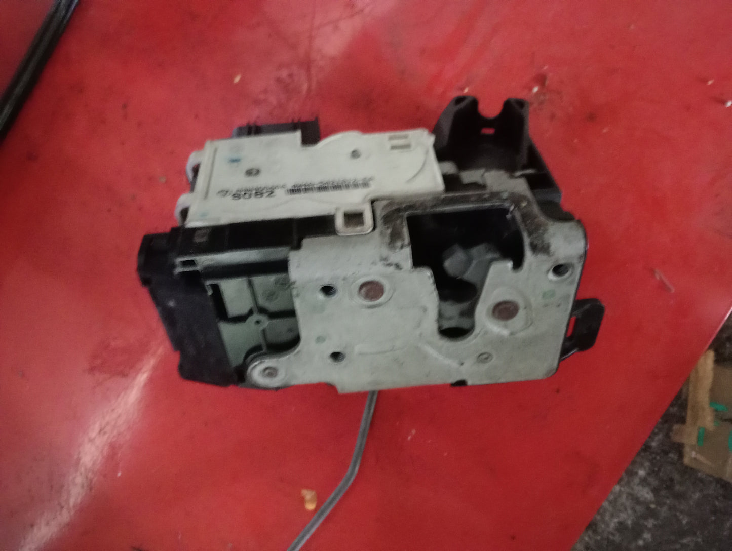Ford Escape | 2.3 | Front Passenger Side Door Actuator Lock