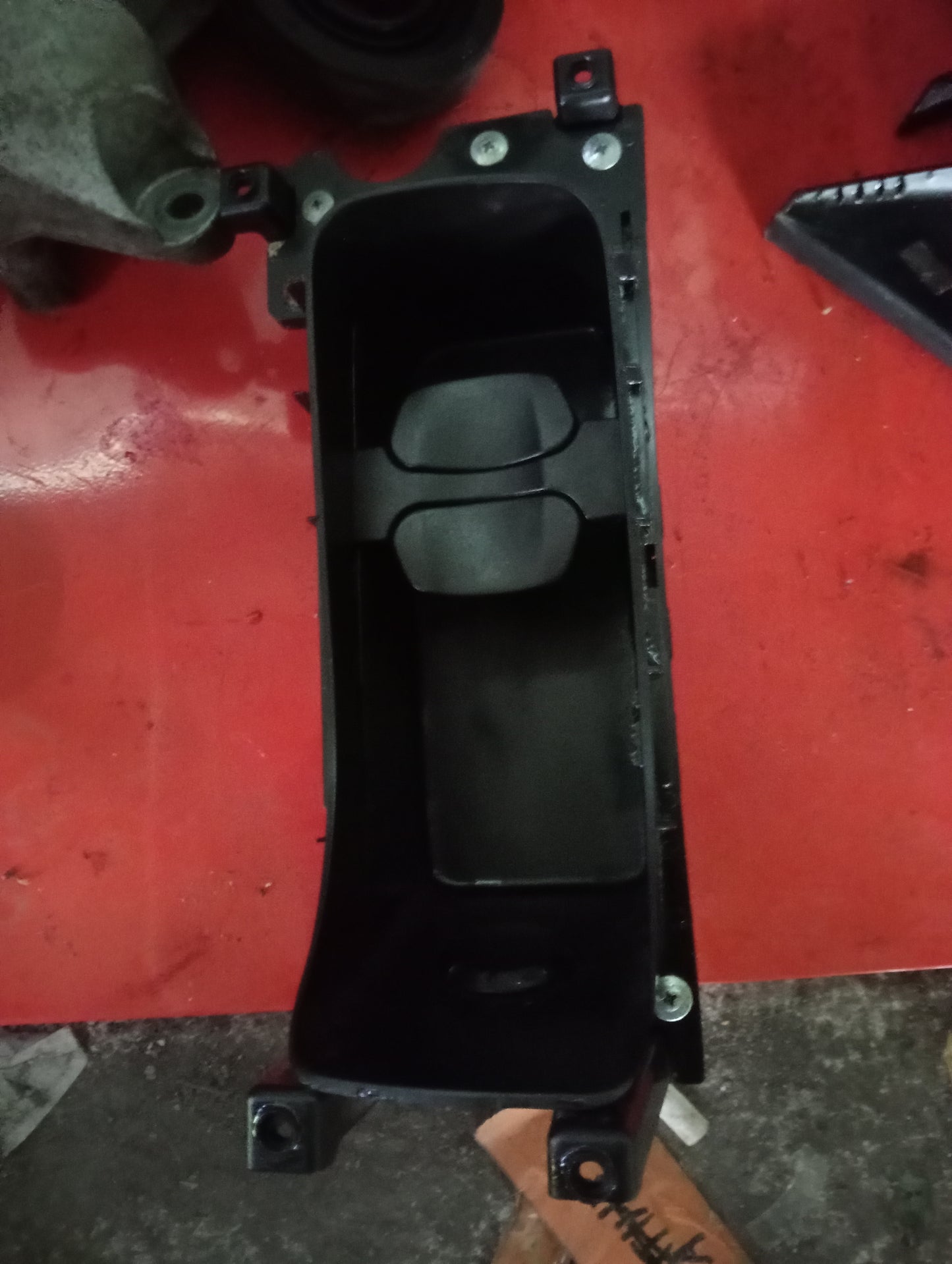 Chevrolet Cruze | Center Console Cup Holder