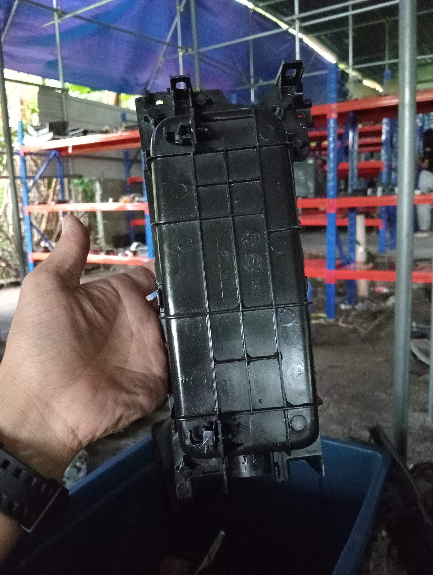 Chevrolet Cruze | Center Console Cup Holder