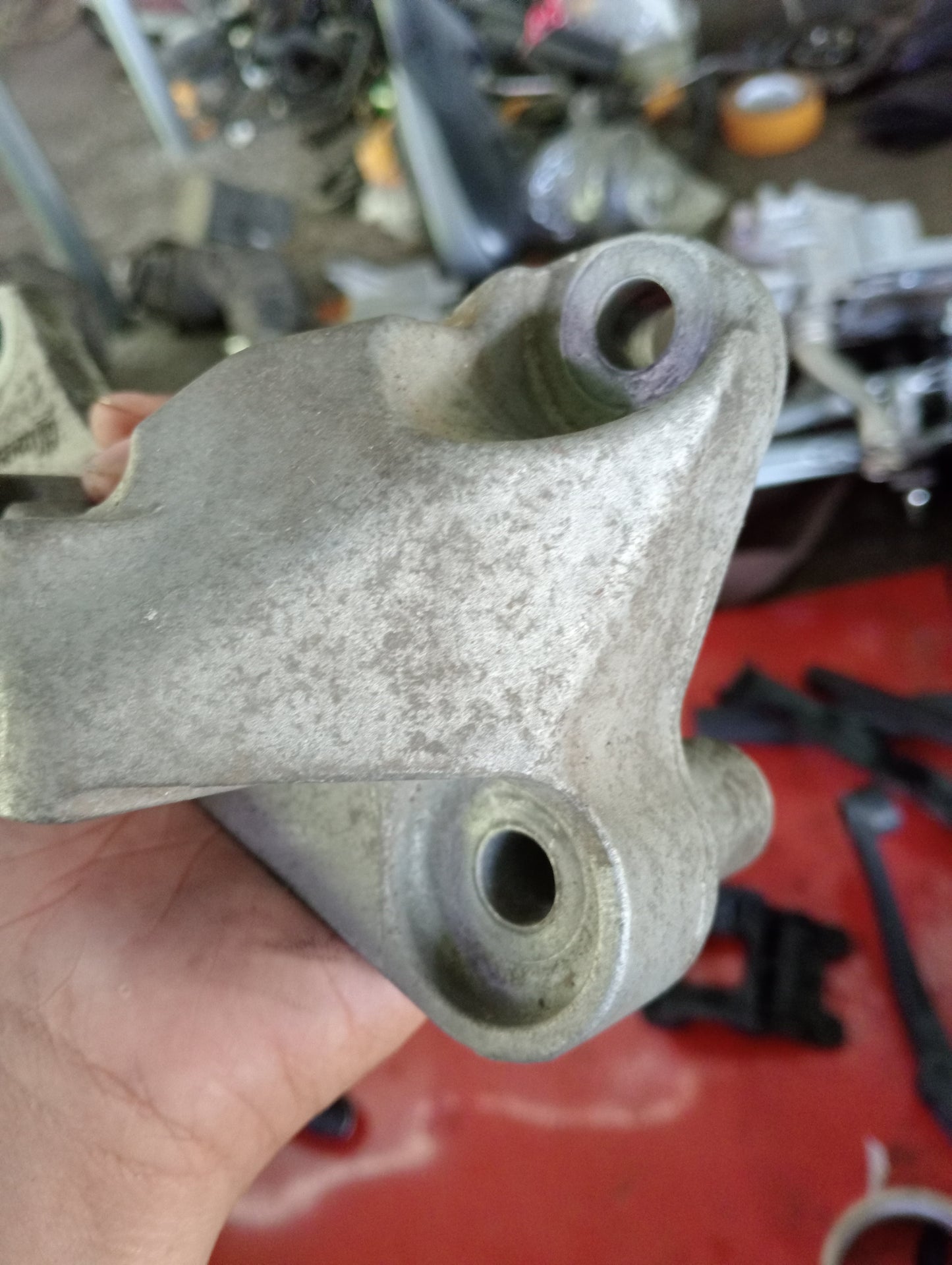 Chevrolet Cruze | Engine Bracket Support
