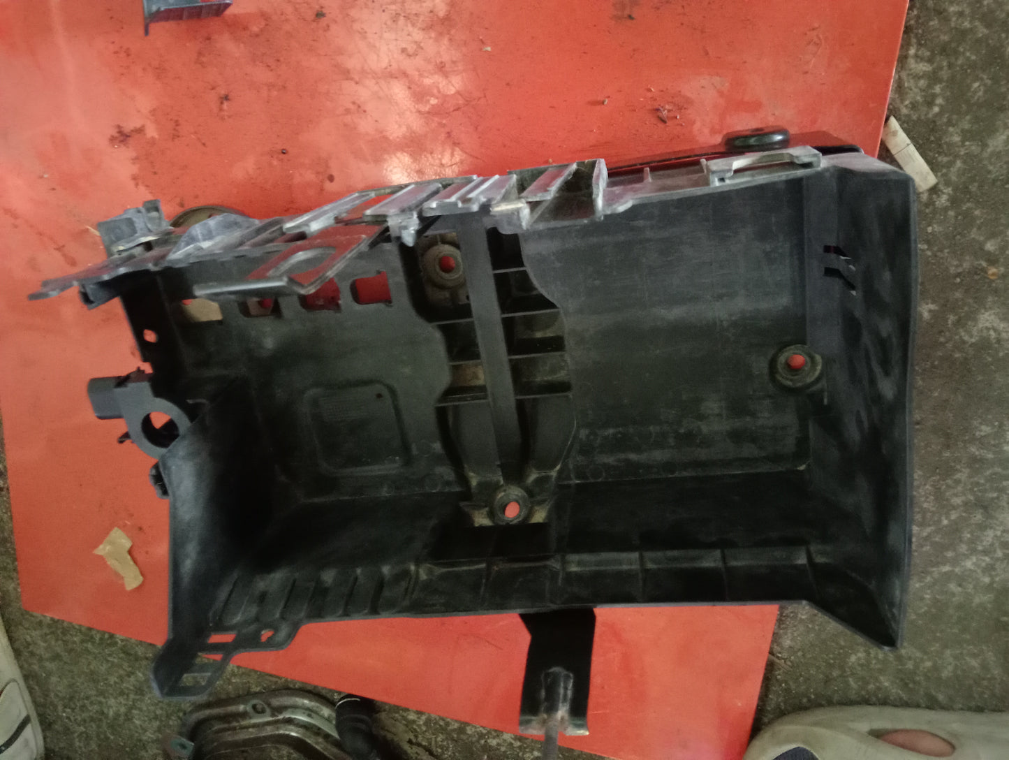 Chevrolet Cruze | Battery Tray Holder