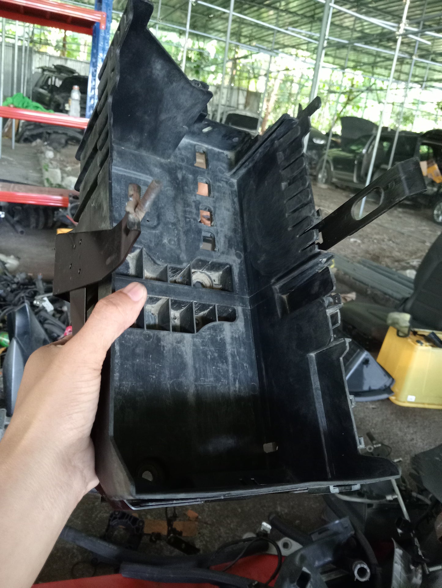 Chevrolet Cruze | Battery Tray Holder