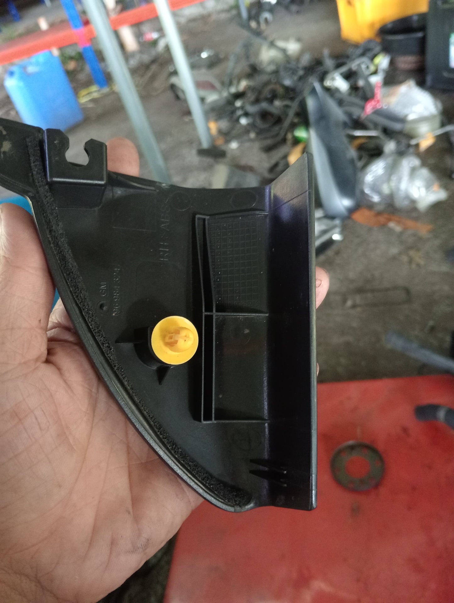 Chevrolet Cruze | Passenger Side Panel Cover