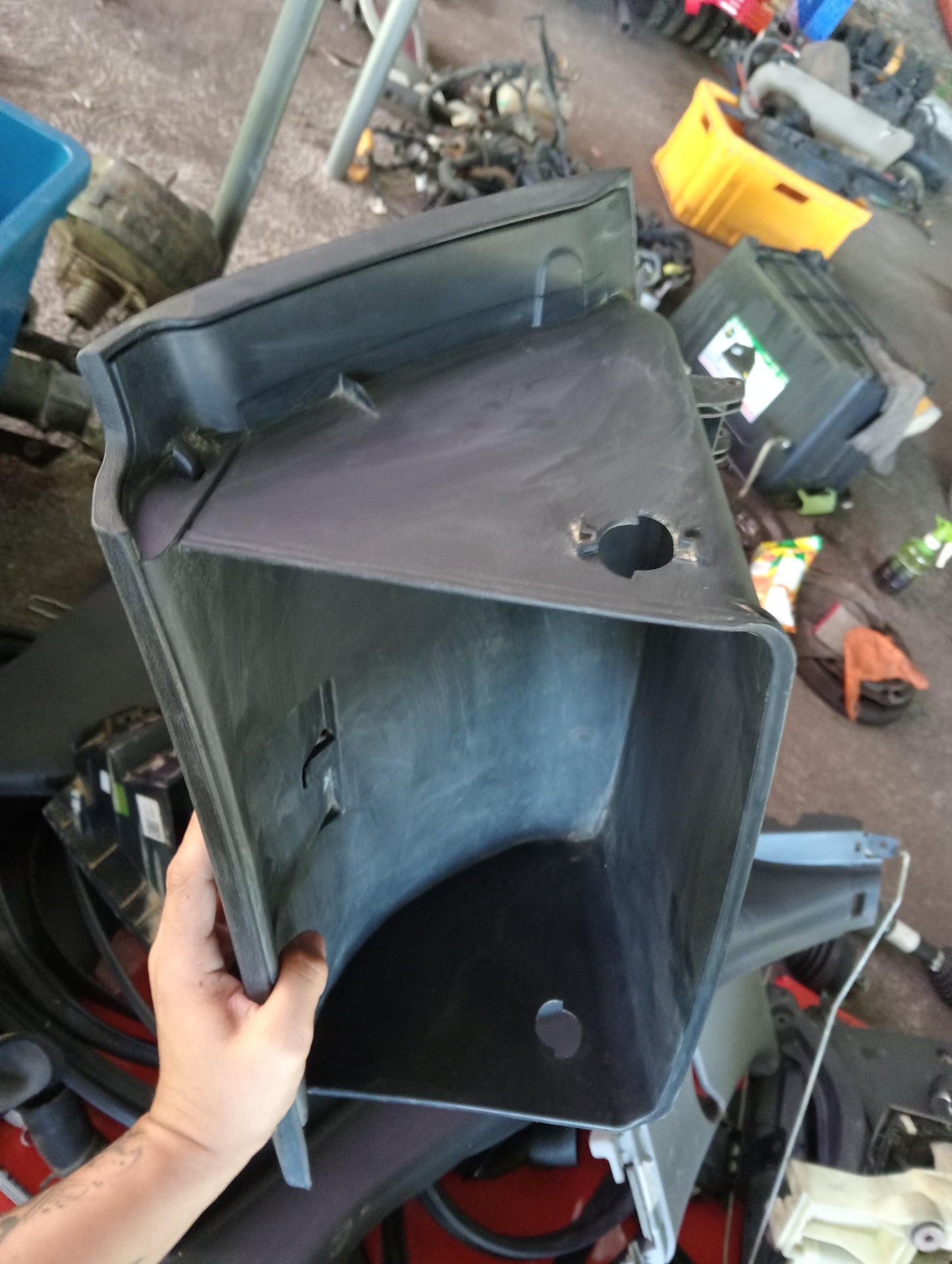 Hyundai Accent | 2016 | Glove Box
