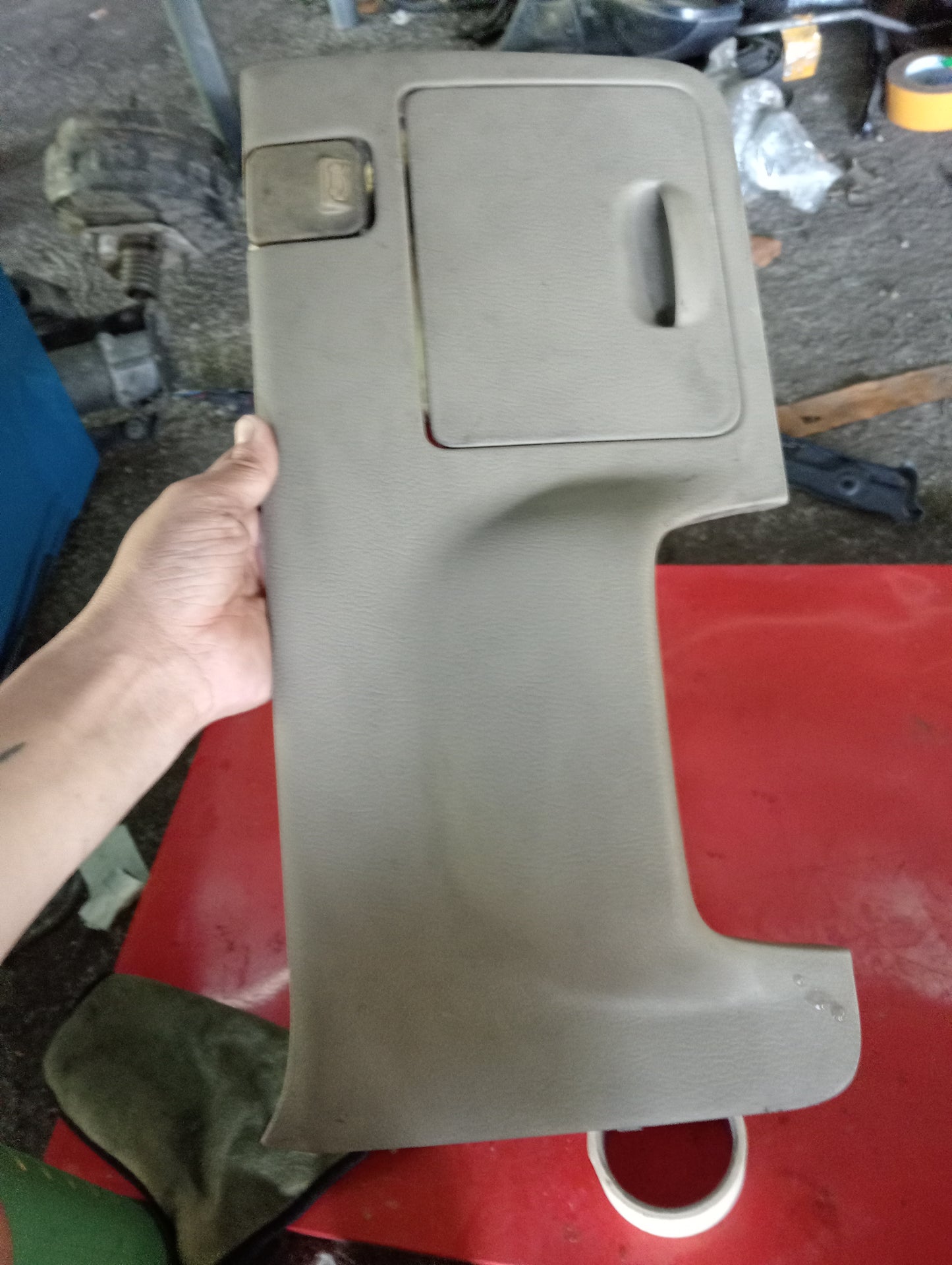 Chevrolet Optra | 1.6 | Driver Side Lower Dashboard Cover