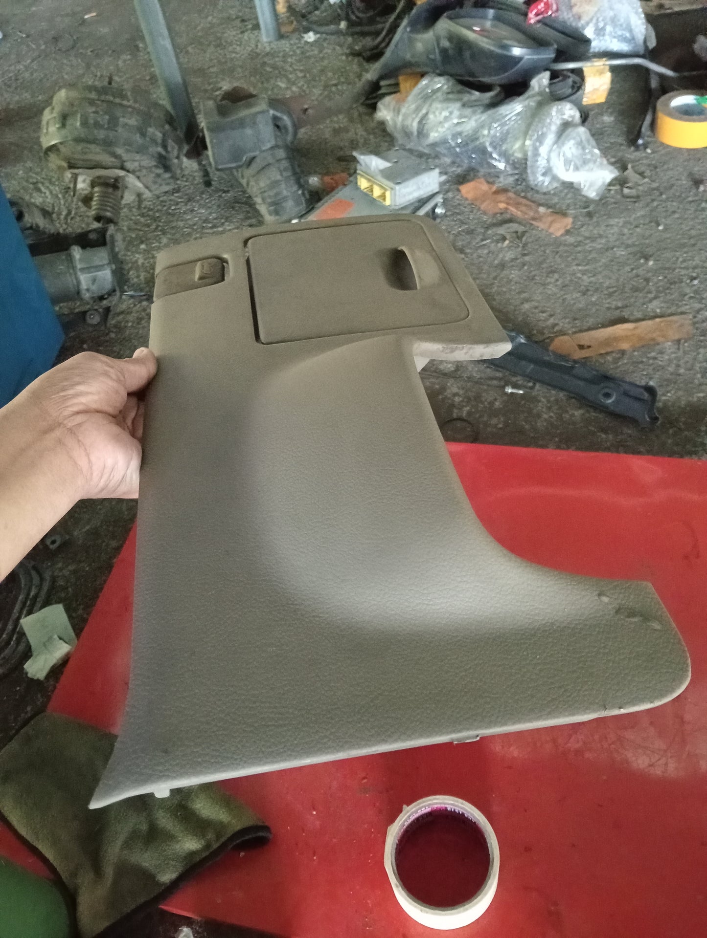 Chevrolet Optra | 1.6 | Driver Side Lower Dashboard Cover