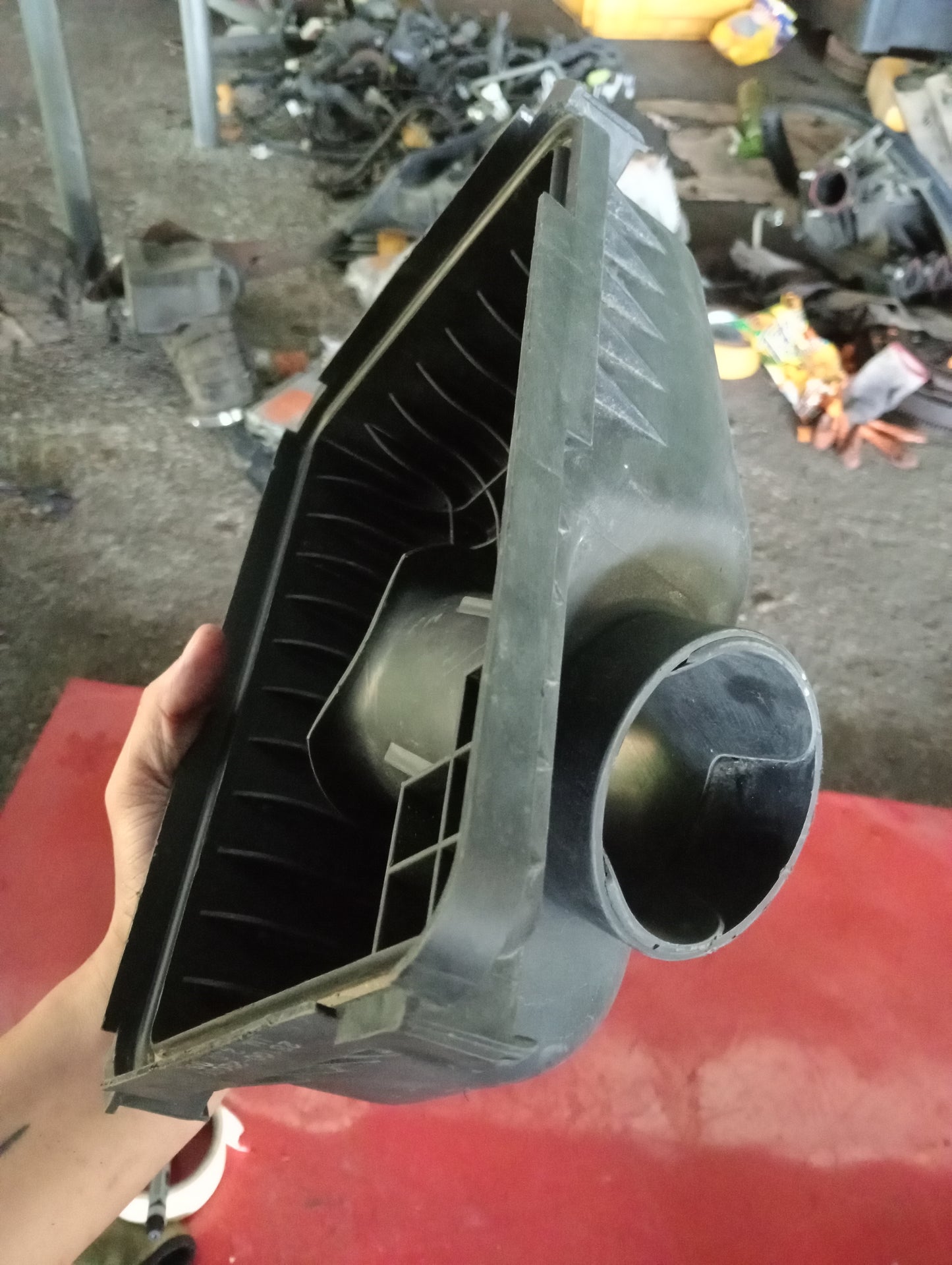 Chevrolet Optra | 1.6 | Air Cleaner Cover