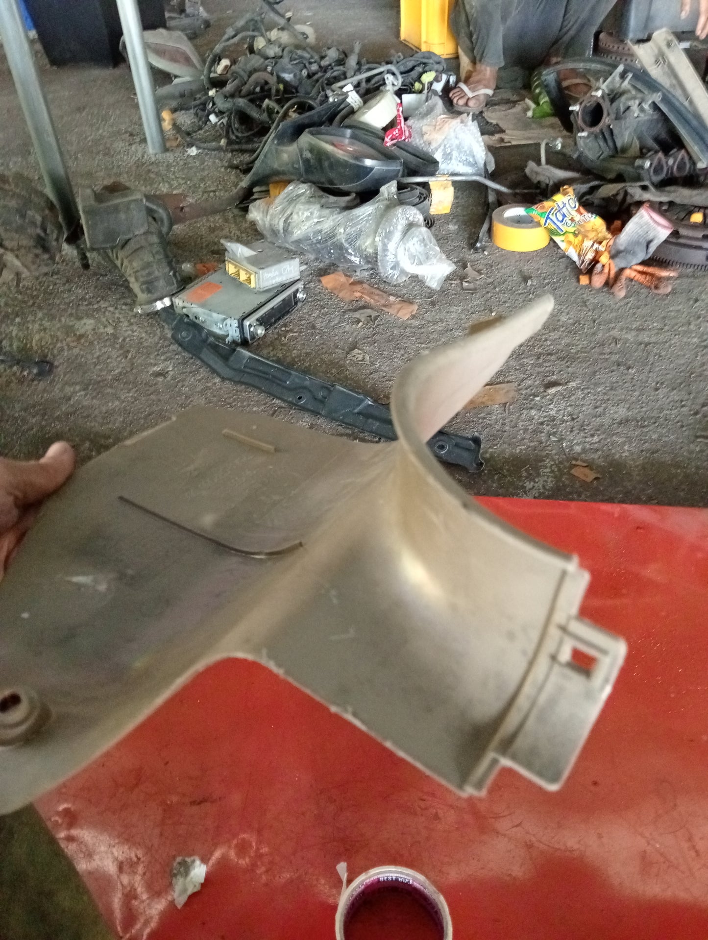 Chevrolet Optra | 1.6 | Driver Side Panel Cover