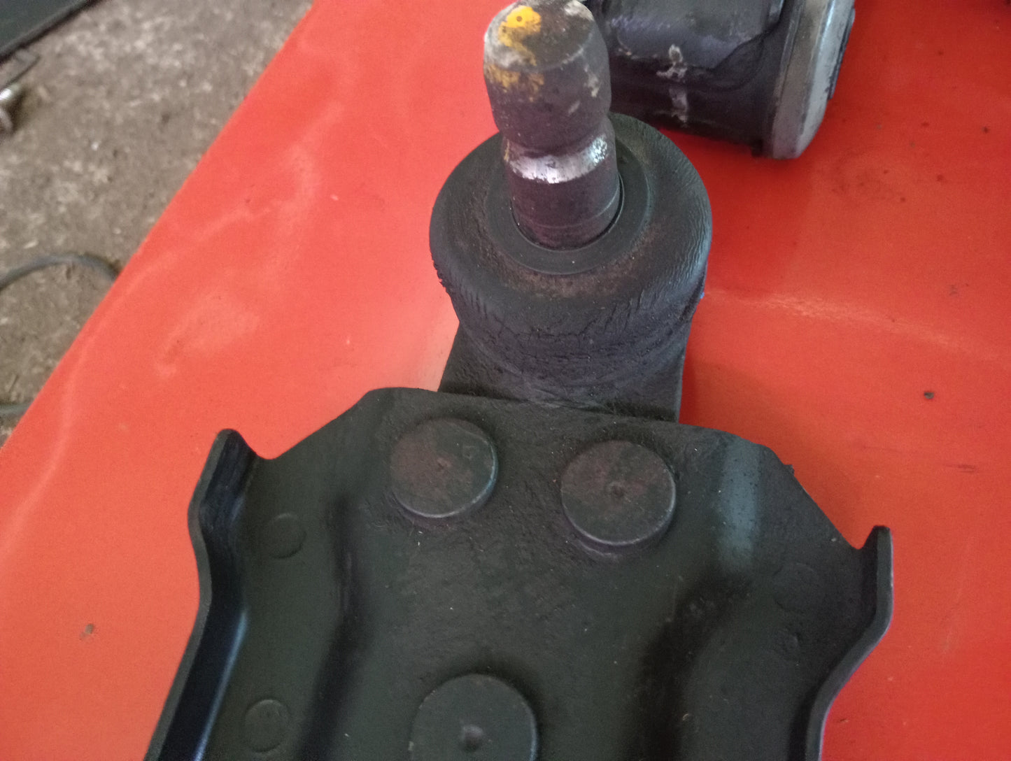 Chevrolet Optra | 1.6 | Lower Arm Passenger Side
