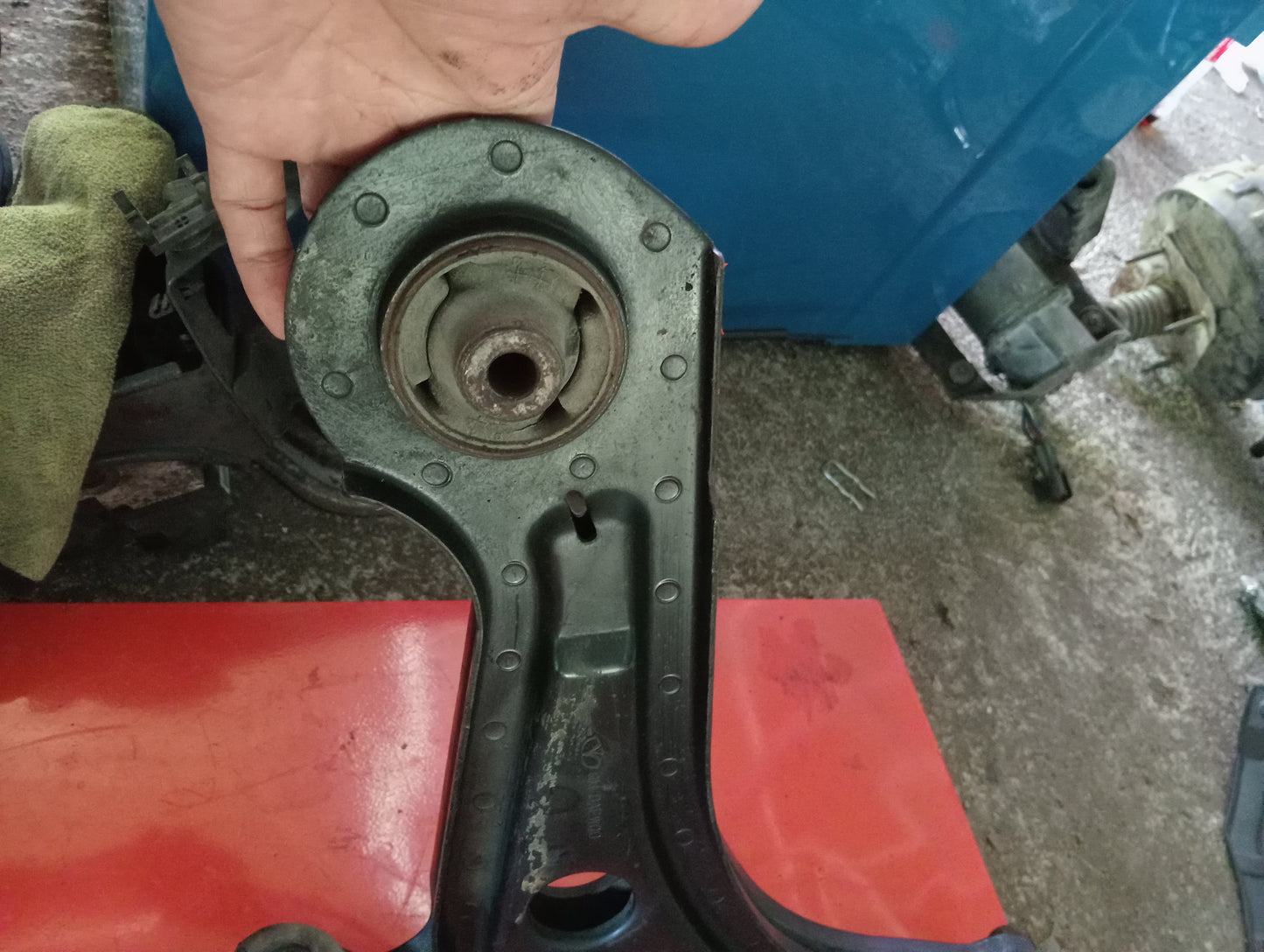 Chevrolet Optra | 1.6 | Lower Arm Passenger Side