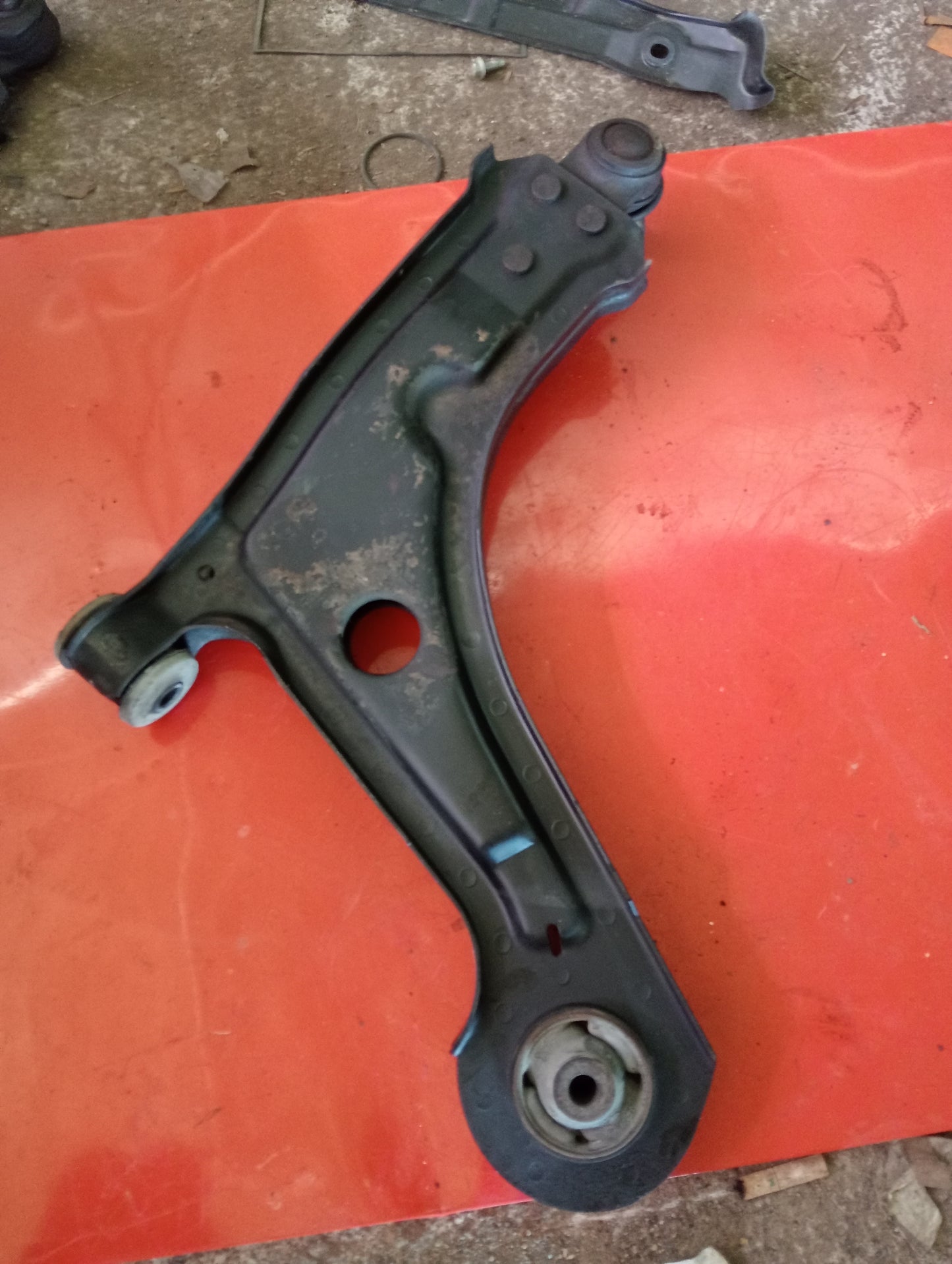Chevrolet Optra | 1.6 | Lower Arm Driver Side