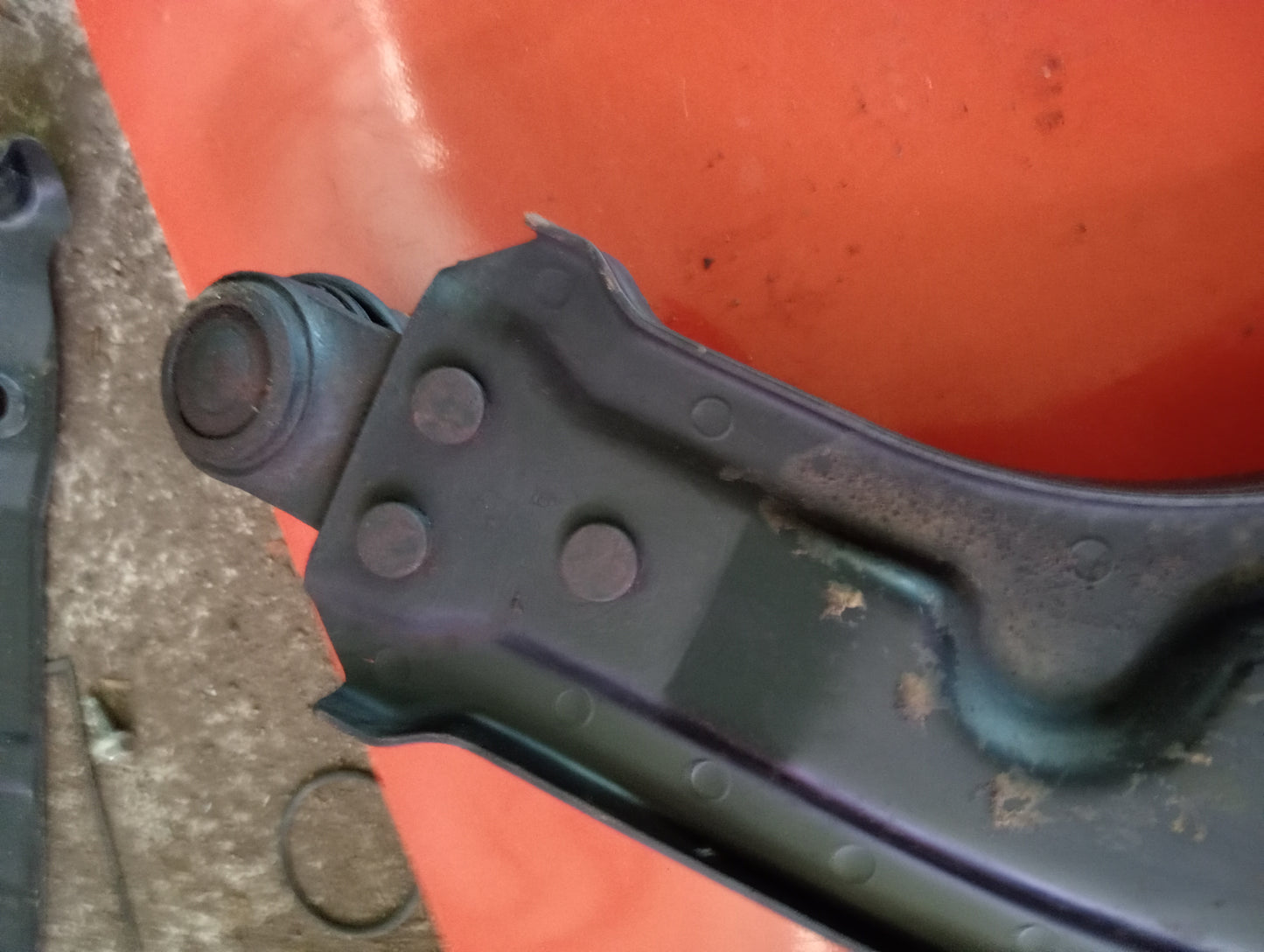 Chevrolet Optra | 1.6 | Lower Arm Driver Side