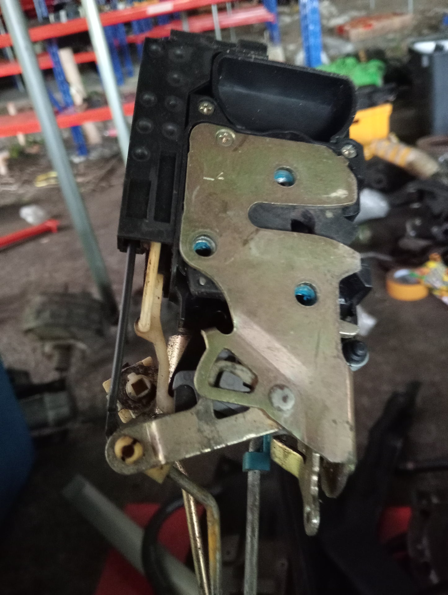 Chevrolet Optra | 1.6 | Actuator Lock Rear Driver Side