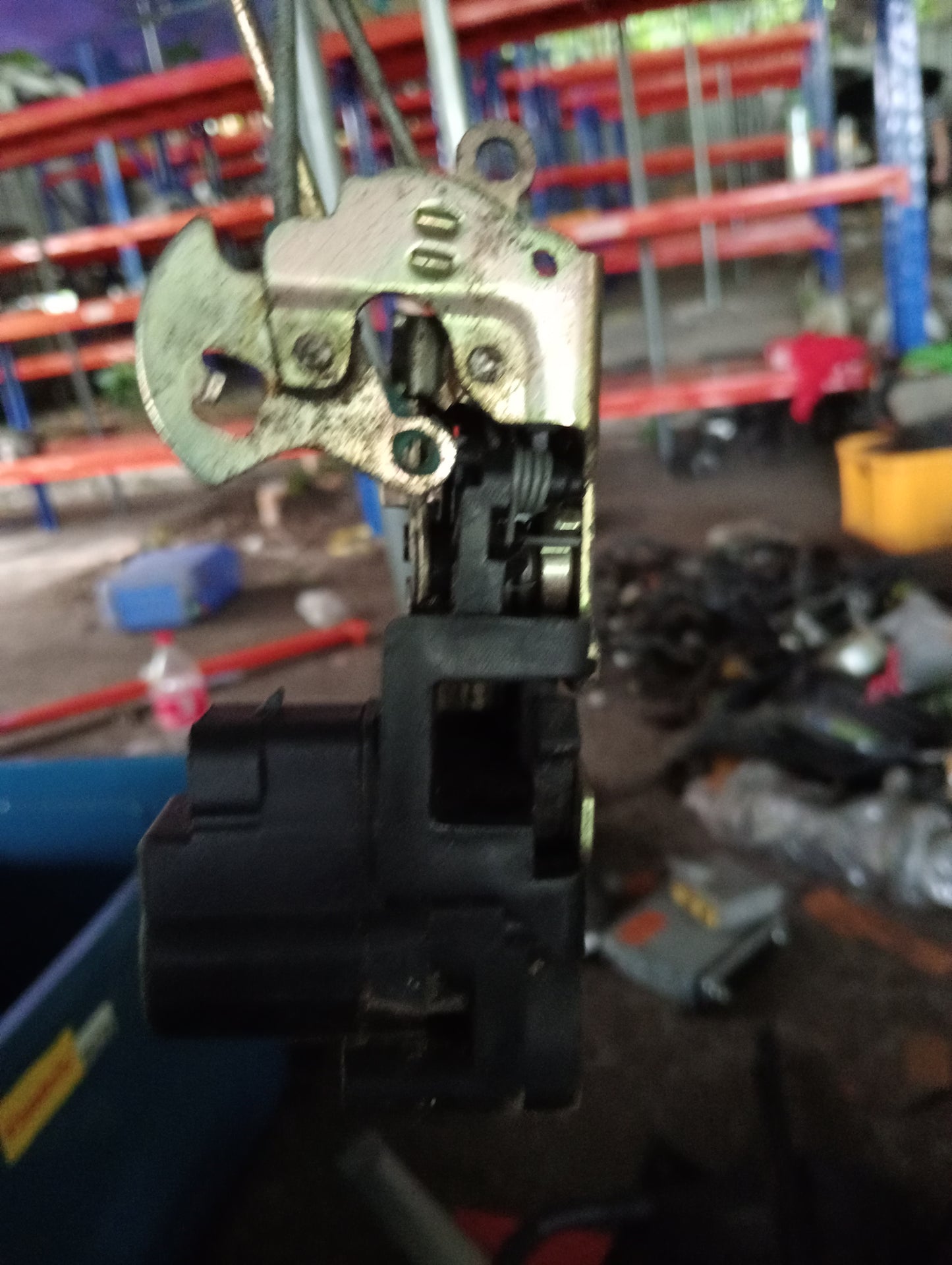 Chevrolet Optra | 1.6 | Actuator Lock Rear Driver Side