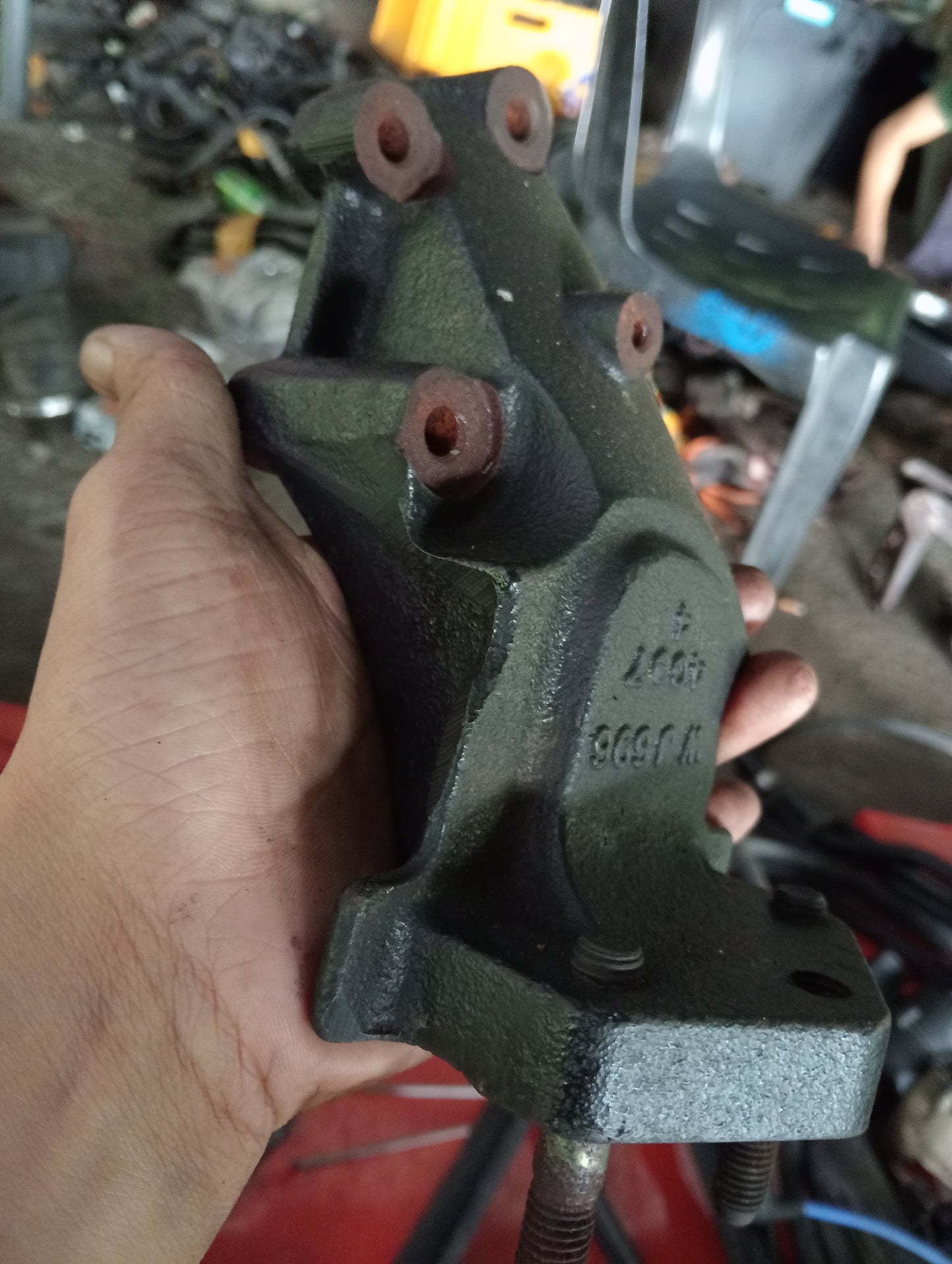 Chevrolet Optra | 1.6 | Engine Support Passenger Side
