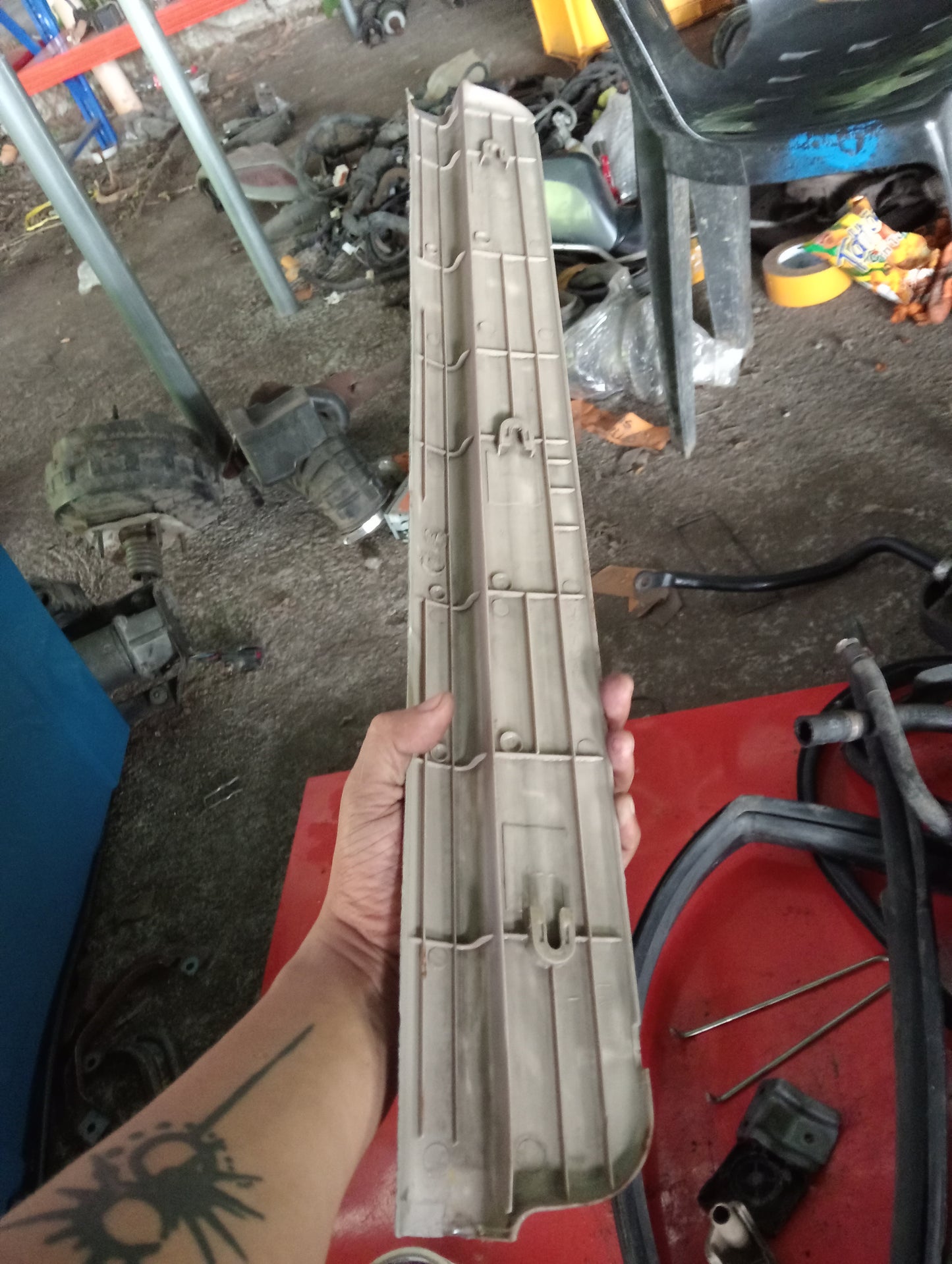 Chevrolet Optra | 1.6 | Driver Side Interior Cover