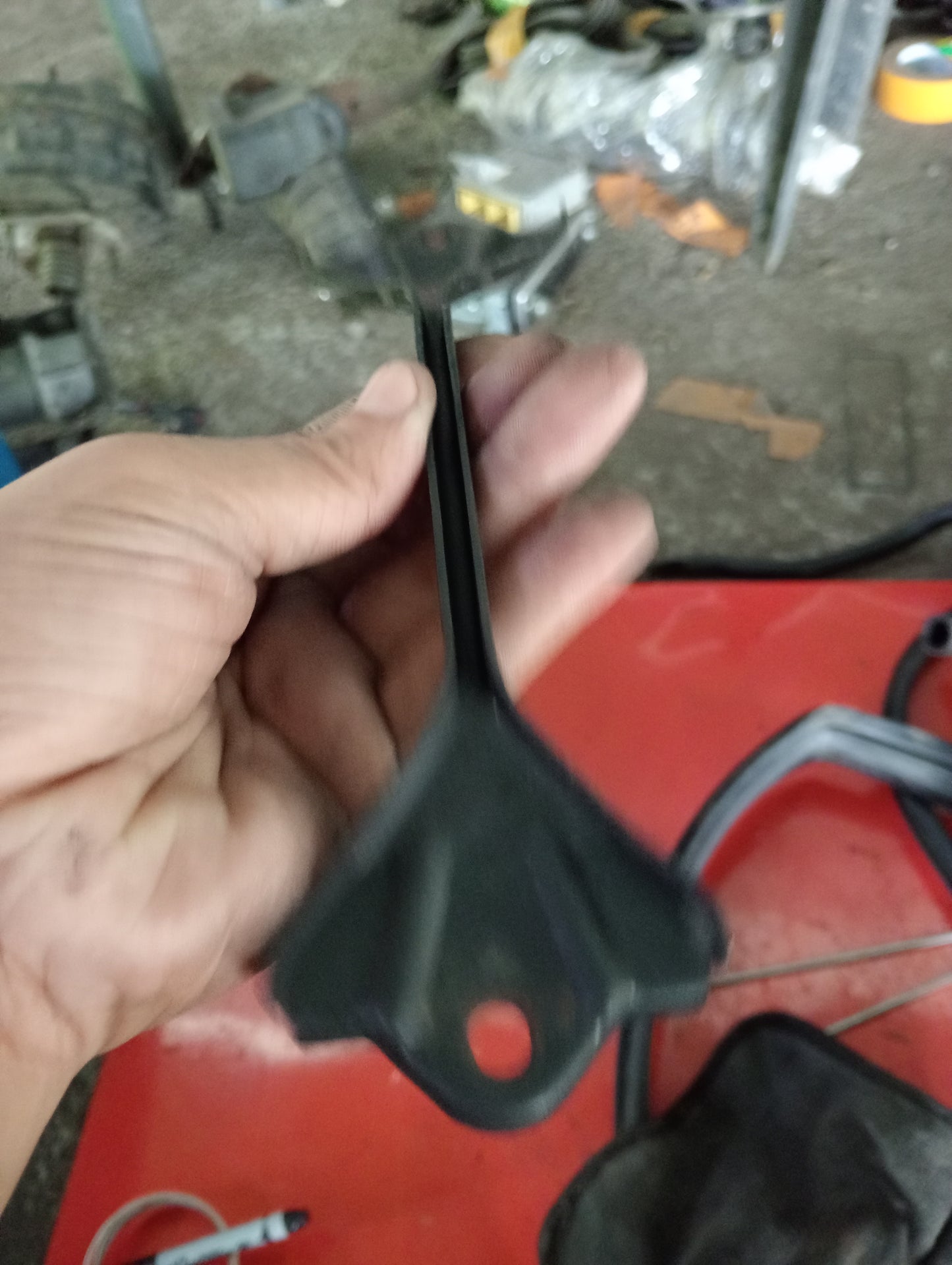 Chevrolet Optra | 1.6 | Battery Holder Bar