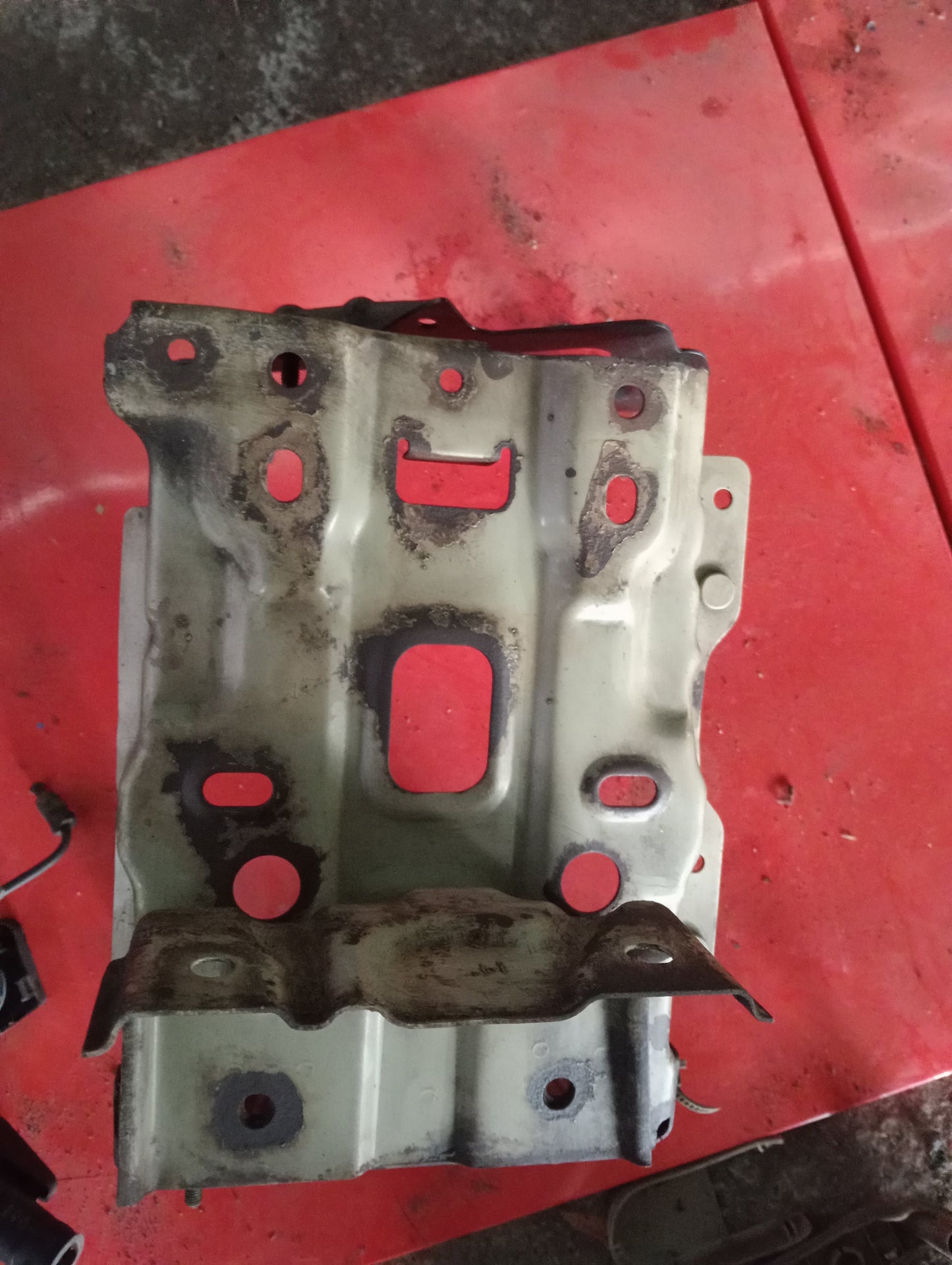 Chevrolet Optra | 1.6 | Battery Bracket