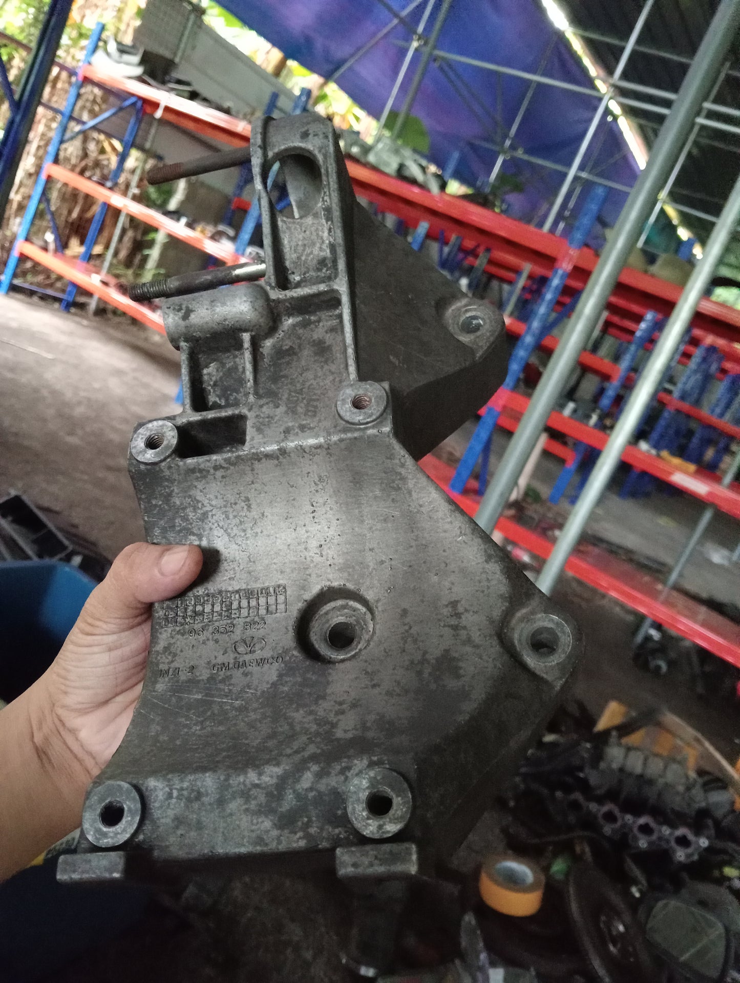 Chevrolet Optra | 1.6 | Power Steering Bracket