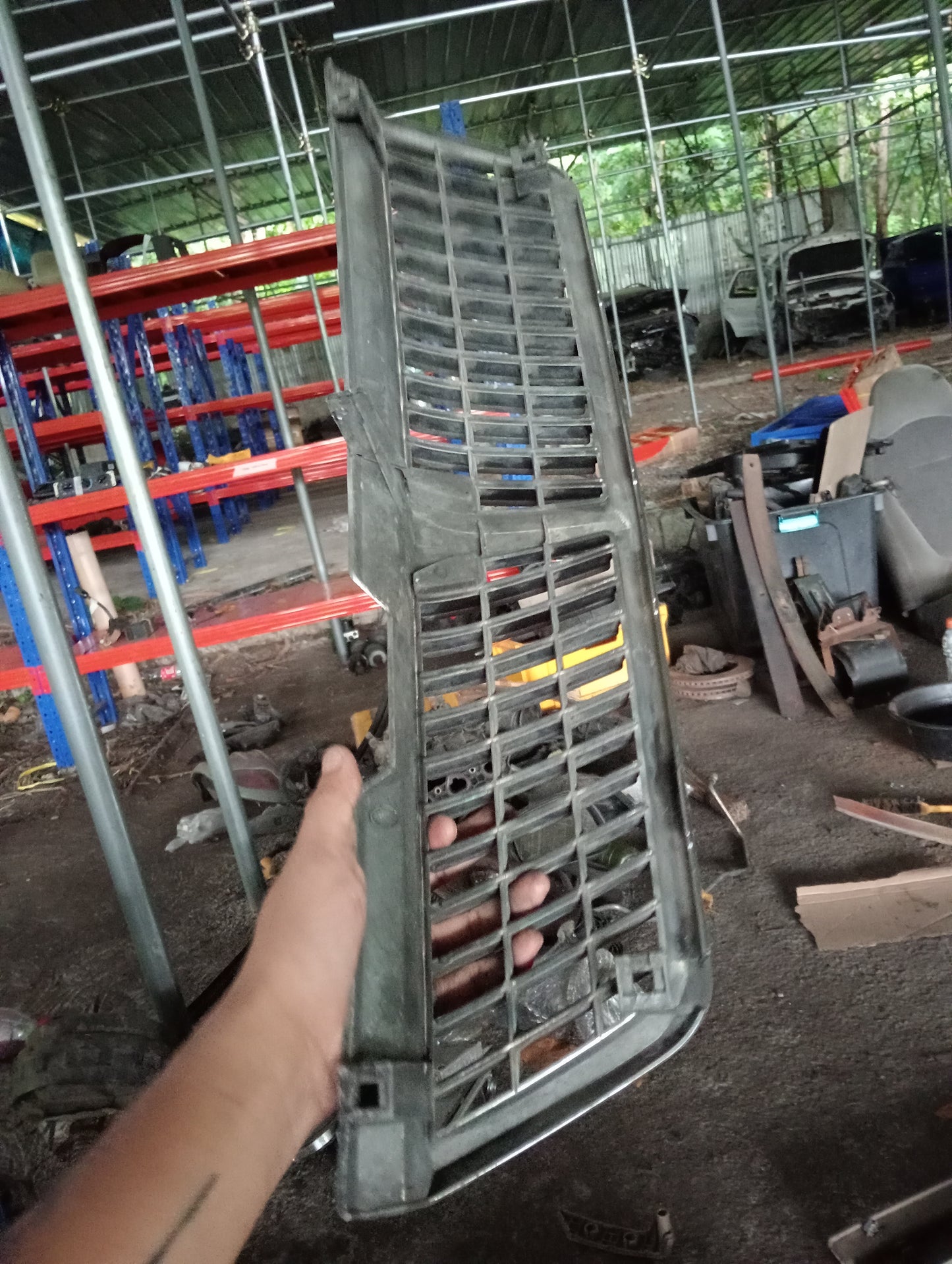 Chevrolet Optra | 1.6 | Front Grill