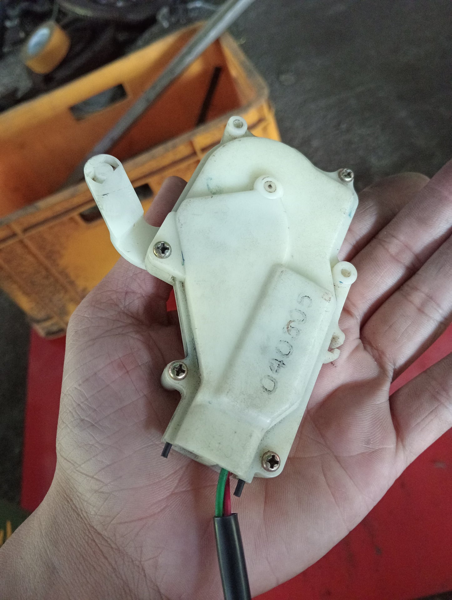 Nissan Exalta | Truck Lock Actuator
