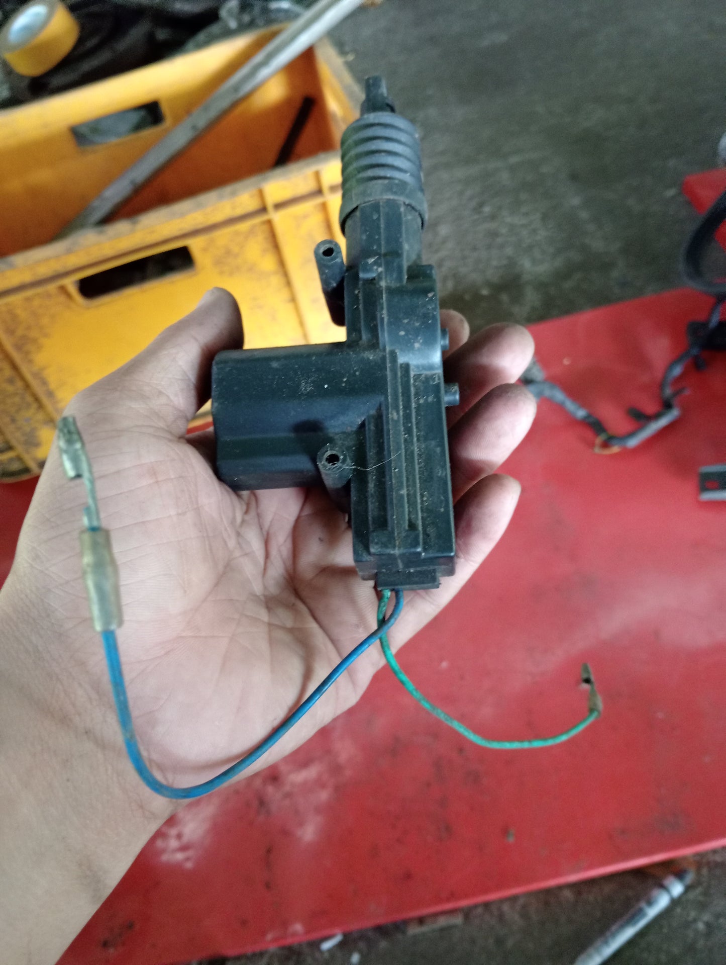 Nissan Exalta | Central Lock