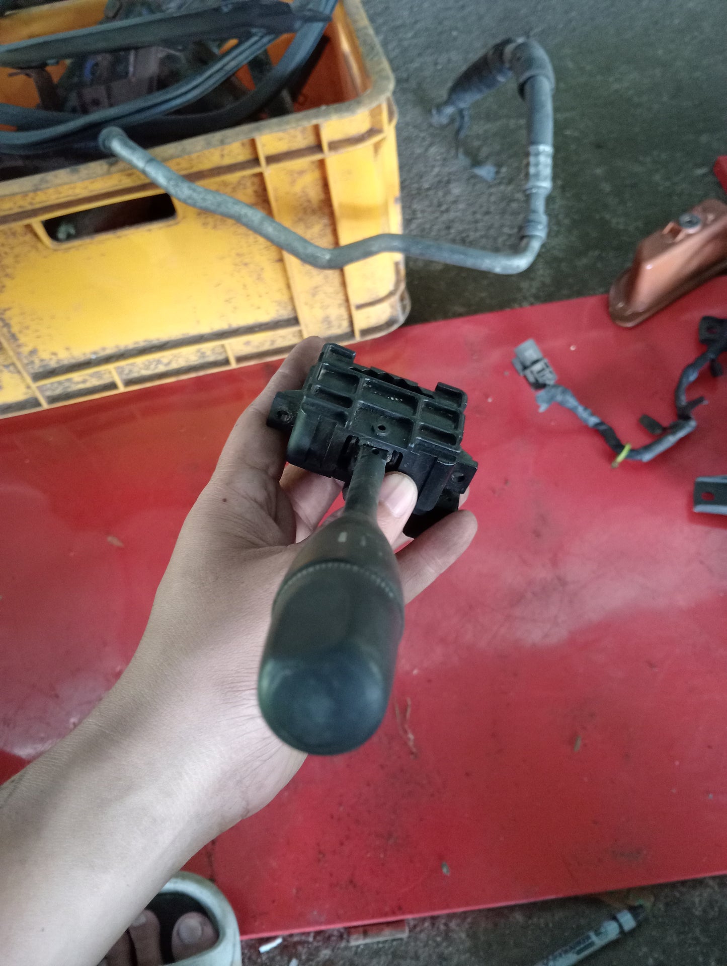 Nissan Exalta | Wiper Arm Switch