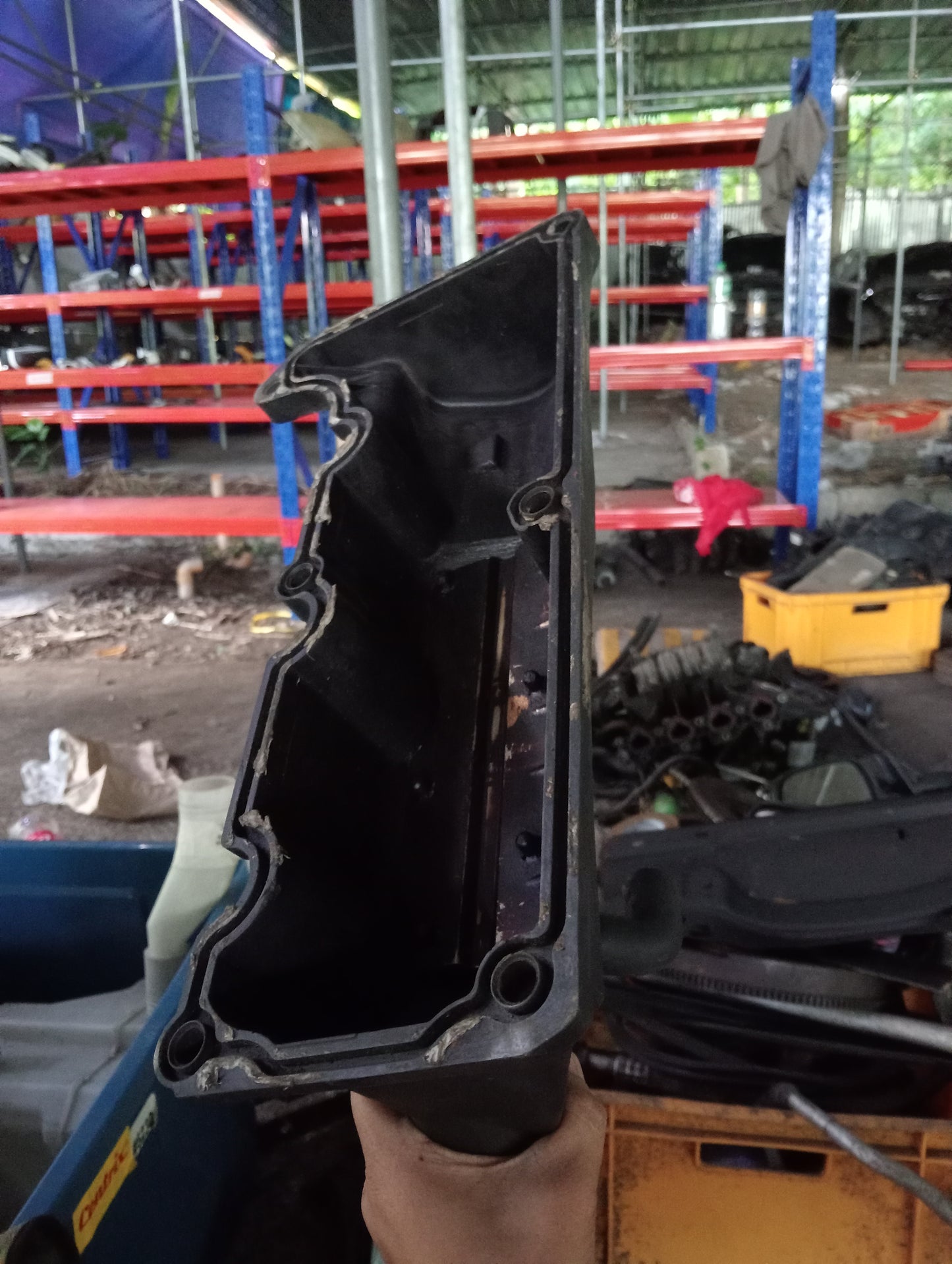 Ford Explorer | Eddie Bauer | 2005 | Valve Cover