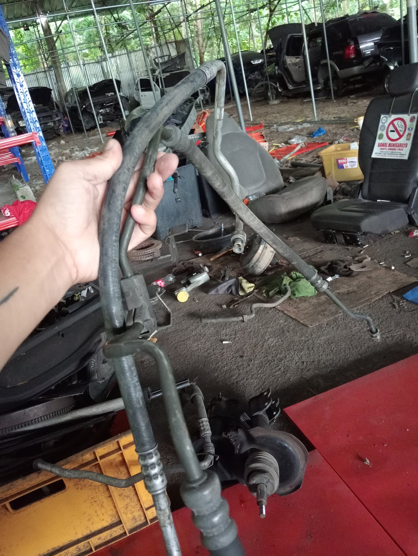 Ford Explorer | Eddie Bauer | 2005 | Compressor Hose