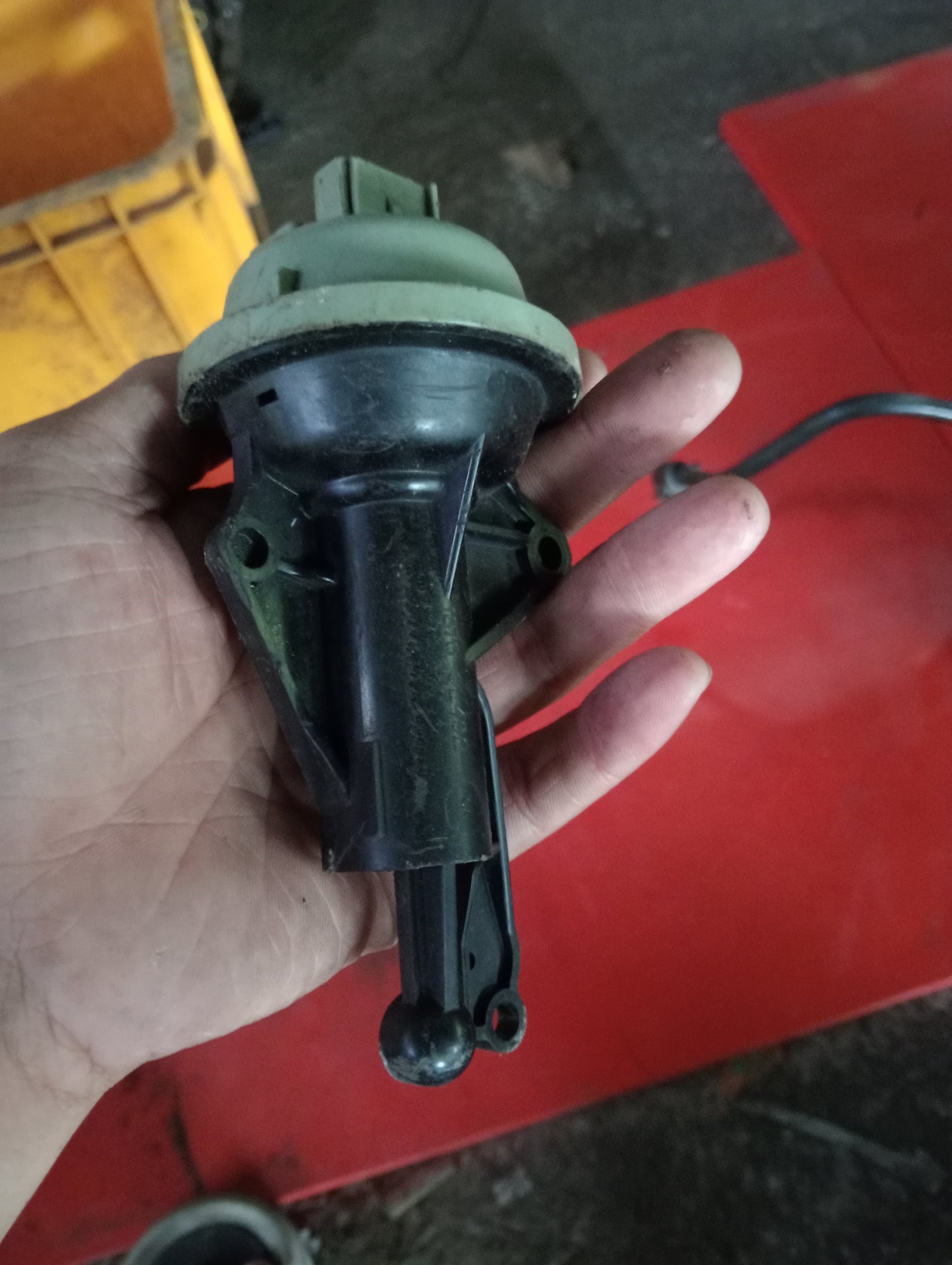 Ford Escape | 2.3 | Control Purge Valve