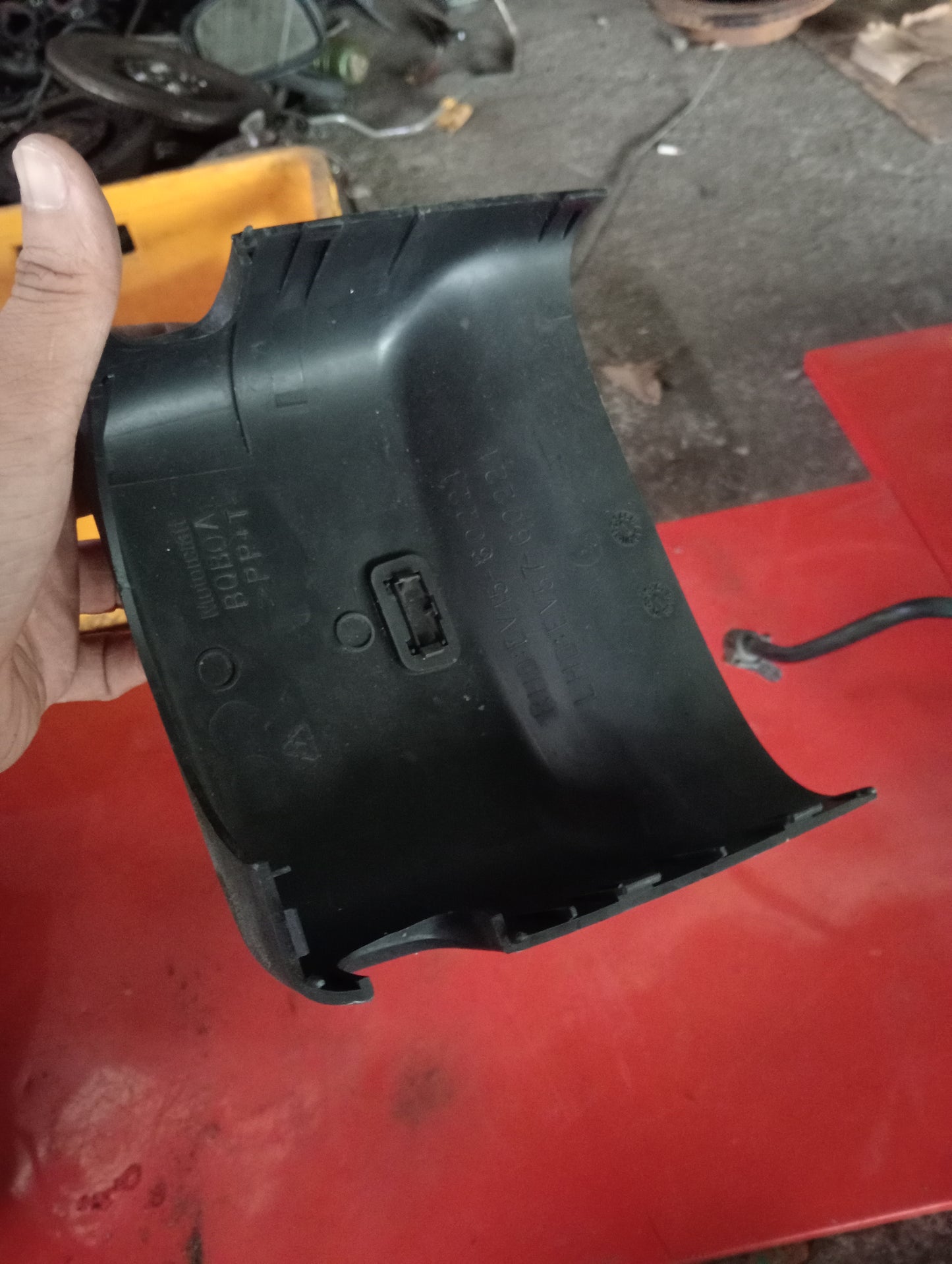 Ford Escape | 2.3 | Lower Dashboard Cover