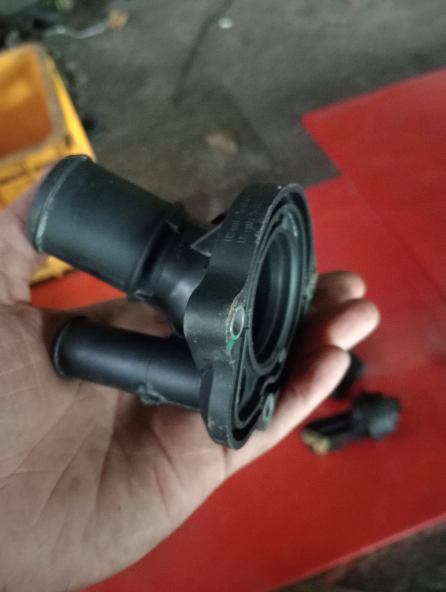 Ford Escape | 2.3 | Thermostat Housing