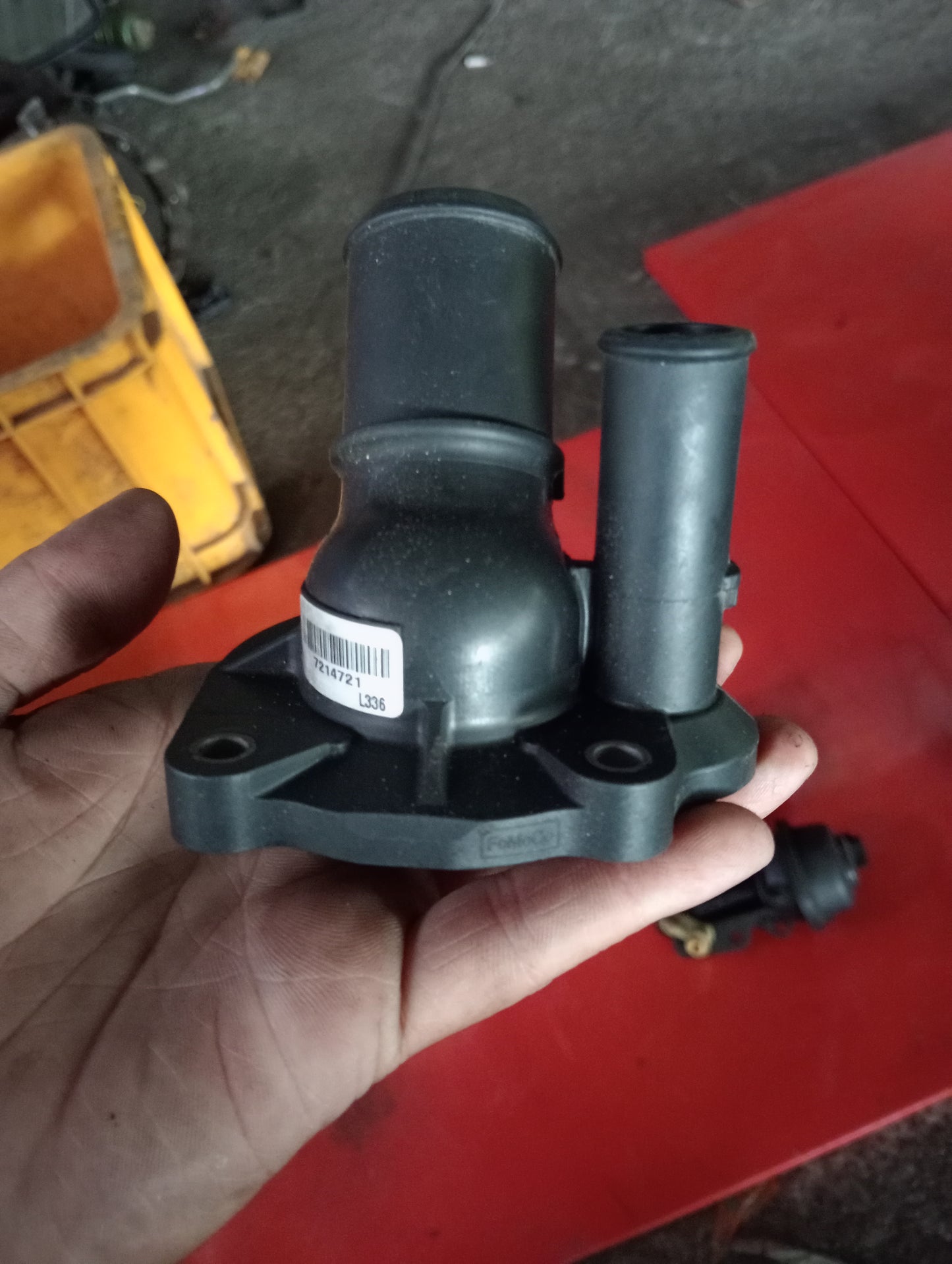 Ford Escape | 2.3 | Thermostat Housing