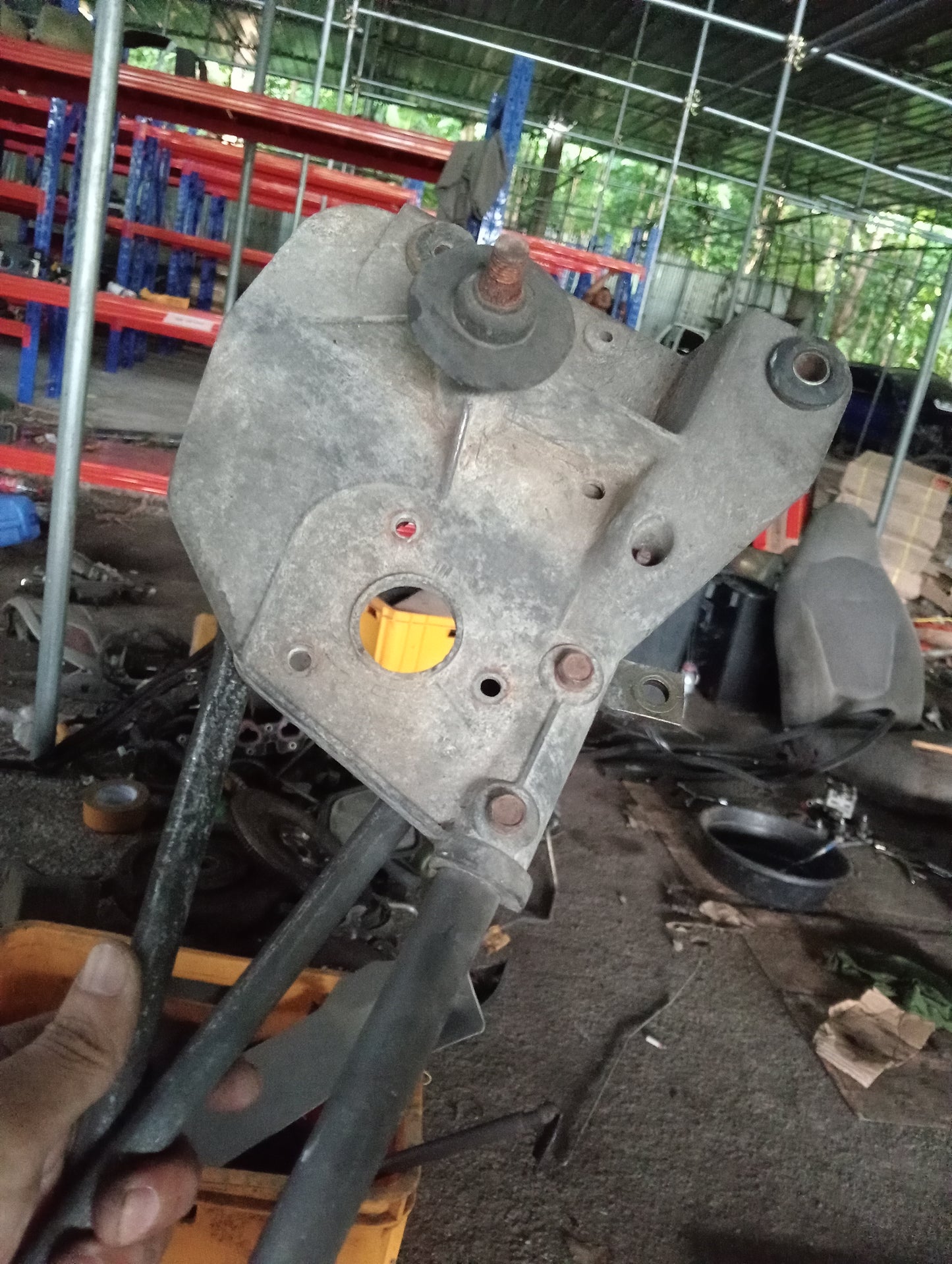 Nissan | X-Trail | Wiper Linkage