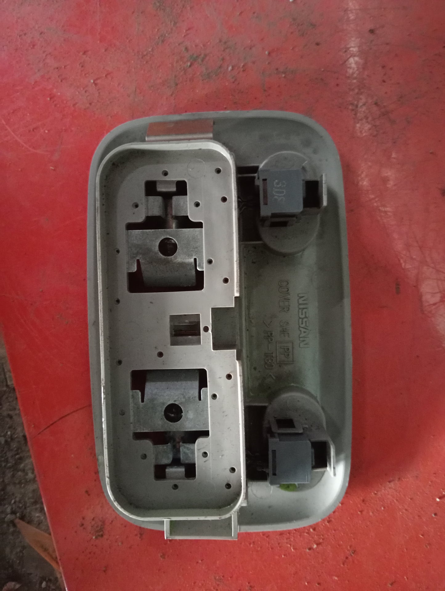Nissan | X-Trail | Dome Light W/o Cover