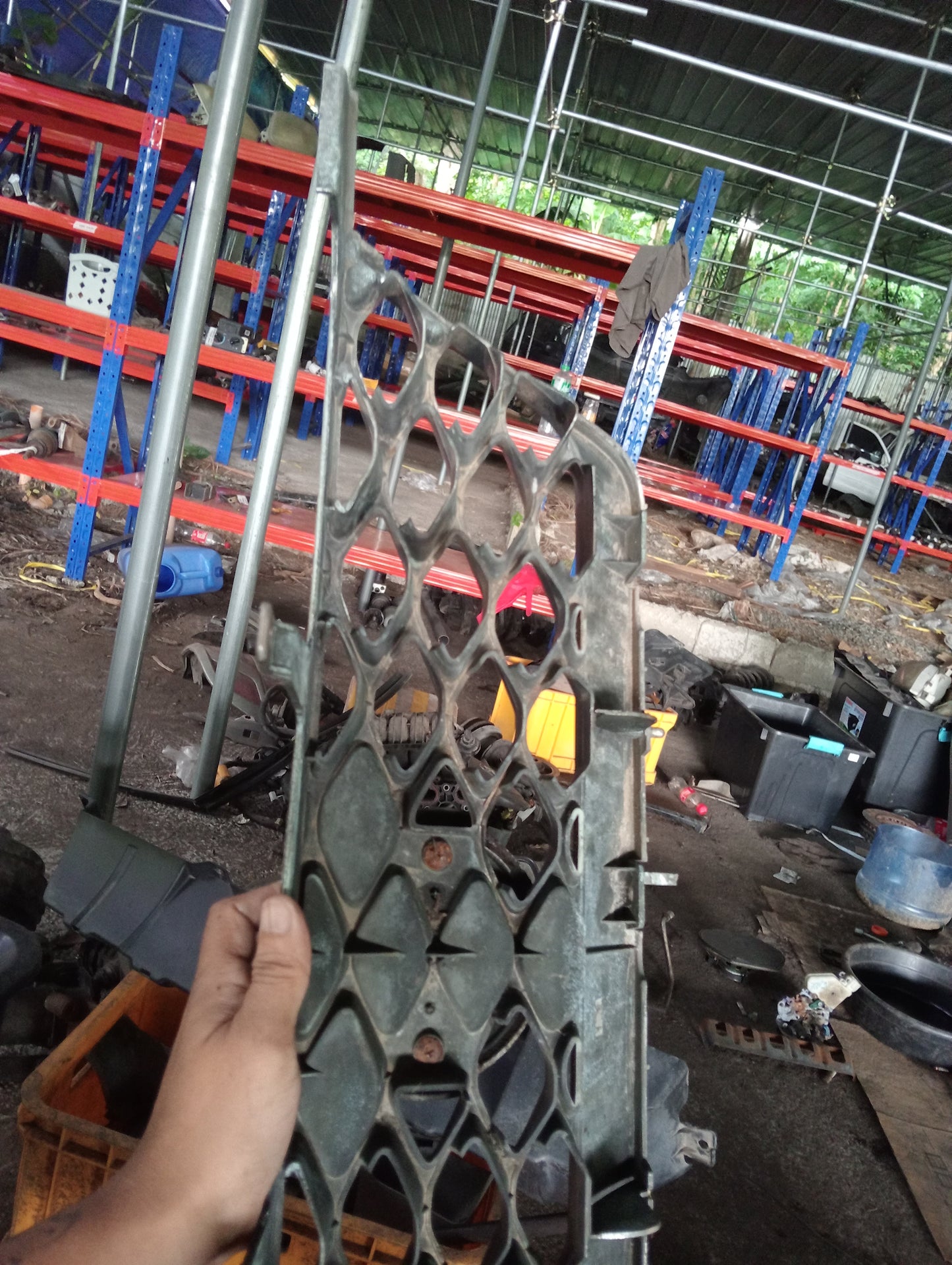 Nissan | X-Trail | Front Grill