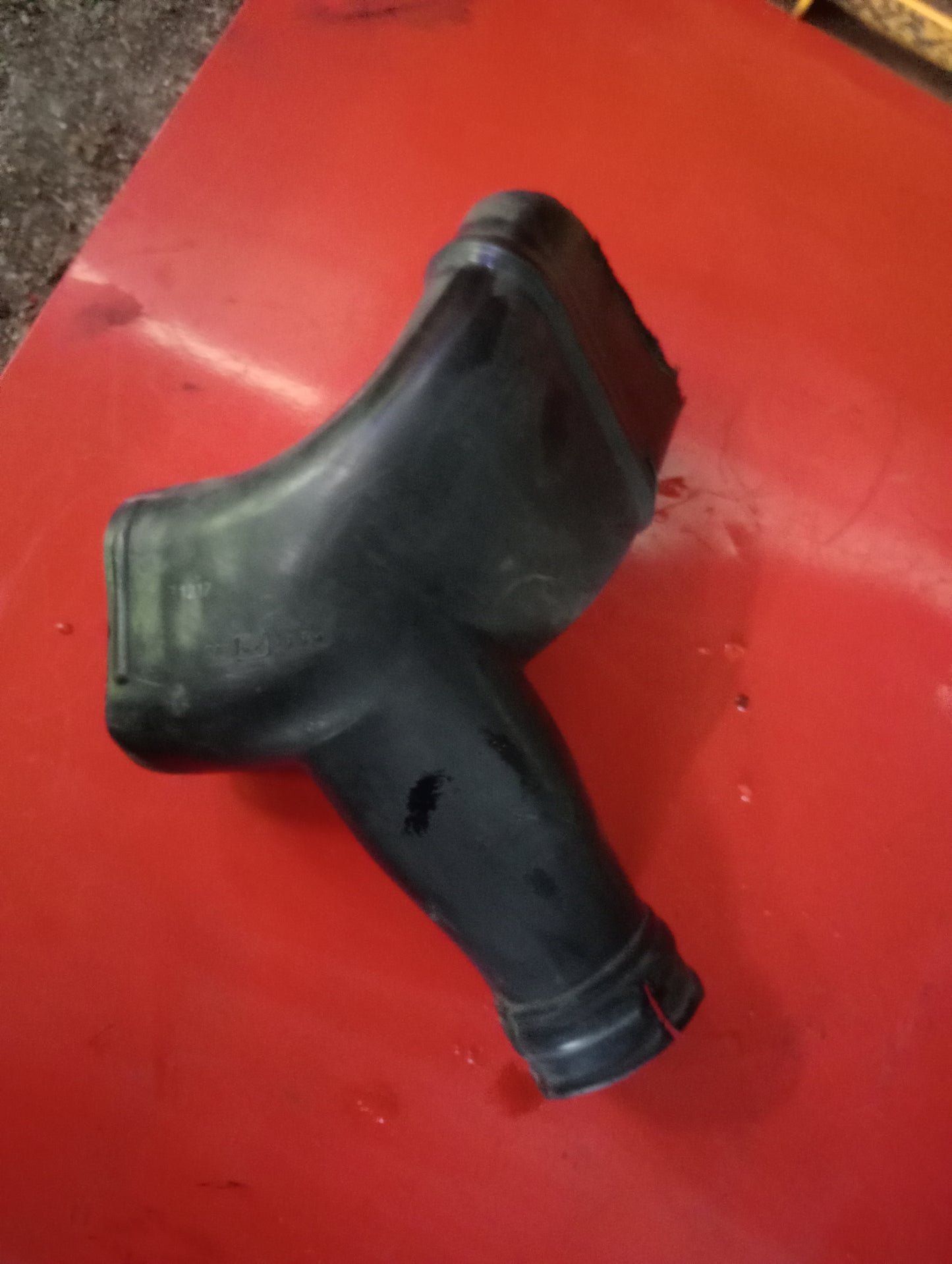 Nissan | X-Trail | Air Cleaner Hose Small