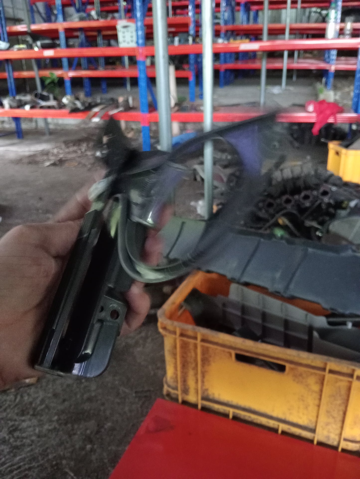 Nissan | X-Trail | Cup Holder